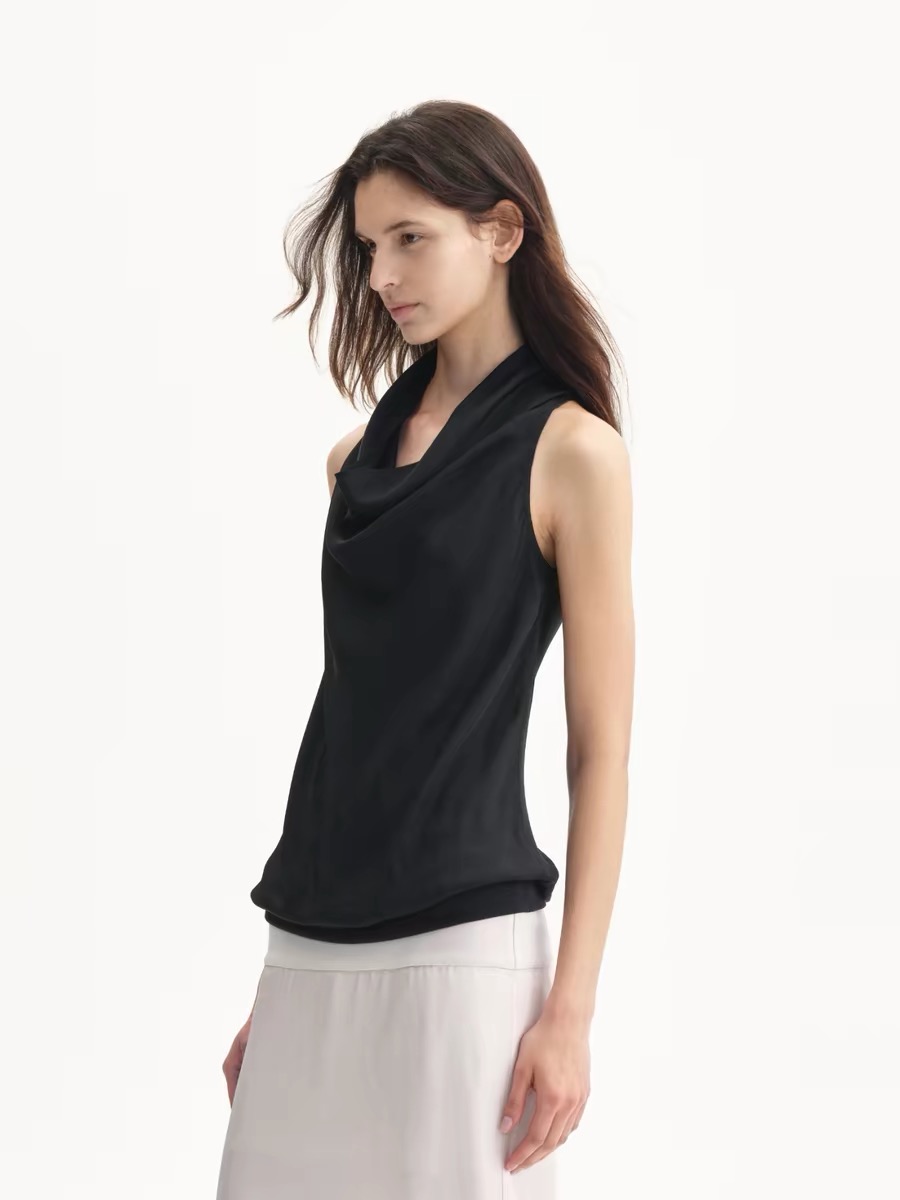NO:909693,RA 2026 summer new sleeveless top, drape collar design, acetate matte satin fabric, versatile style for daily commuting sml,,19860909RA 2026夏季新款无袖上衣 垂感荡领设计 醋酸哑光缎面面料 日常通勤百搭款 sml,,,Women's clothing