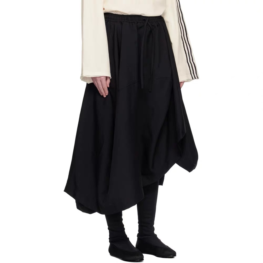NO:911082,ys 2026 early autumn new skirt, irregular pleat design, Japanese trend, sml,,skirts,19860909ys 2026早秋新款半裙 不规则褶皱设计 日式潮流 sml,,skirts,,Women's clothing