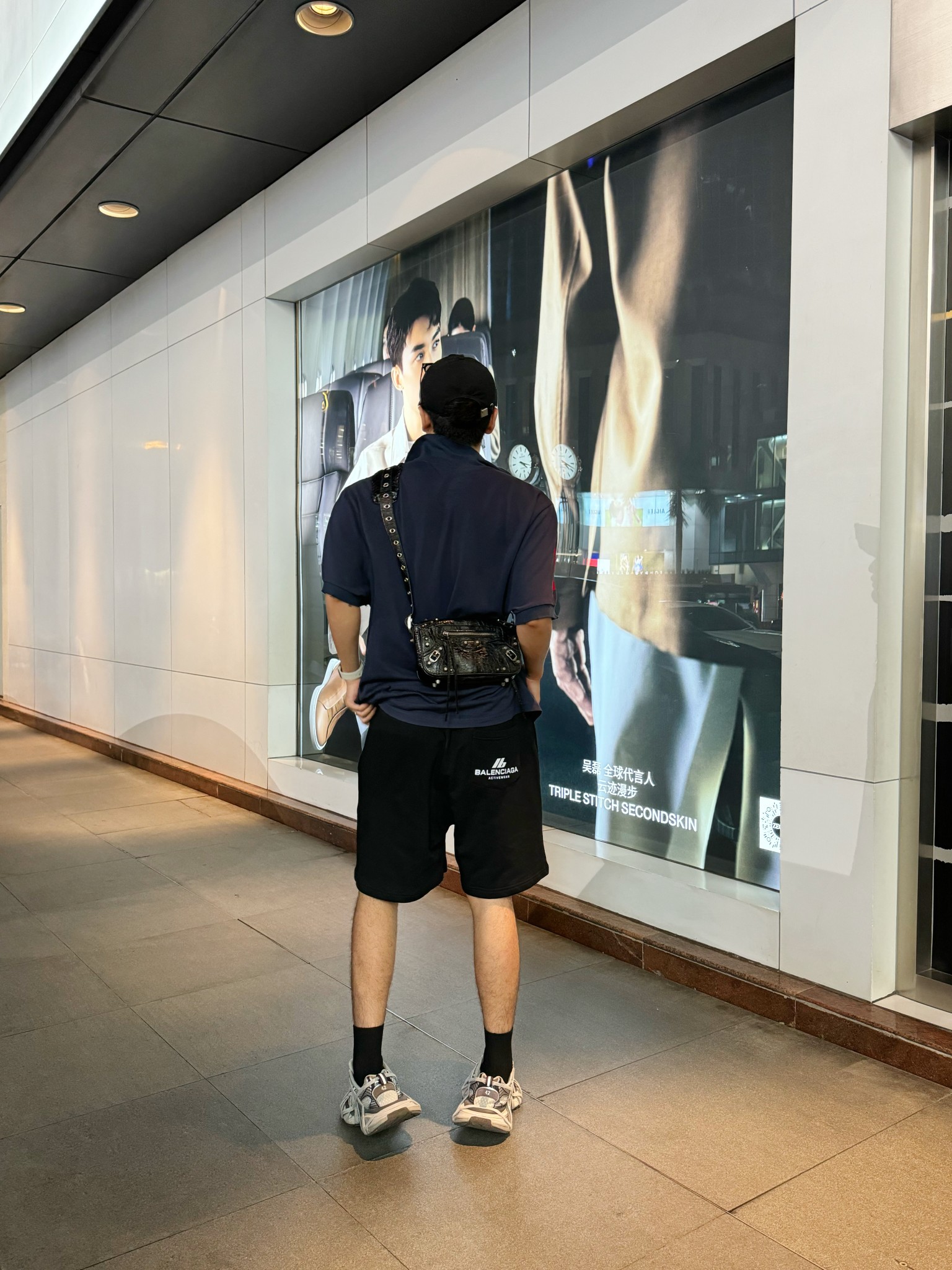 路易威登 Louis Vuitton 高定典藏名品高定成衣时装外套连衣裙衬衫T恤 #B856B411 4