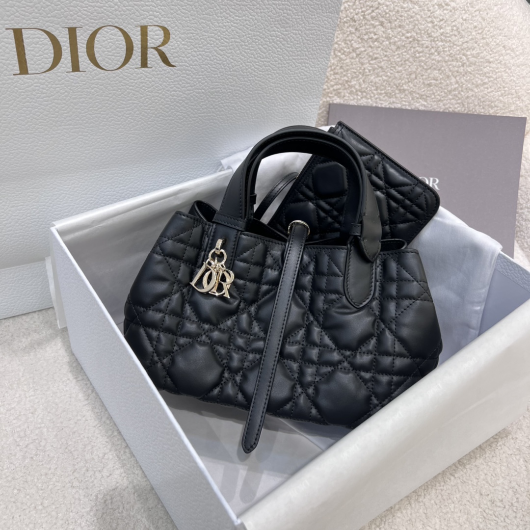 𝗗𝗿 𝗧𝗼𝘂𝗷𝗼𝘂𝗿𝘀 Tamaño pequeño negro Producido por Guangdi Personalizado a partir de la tela Cuero de vaca import…