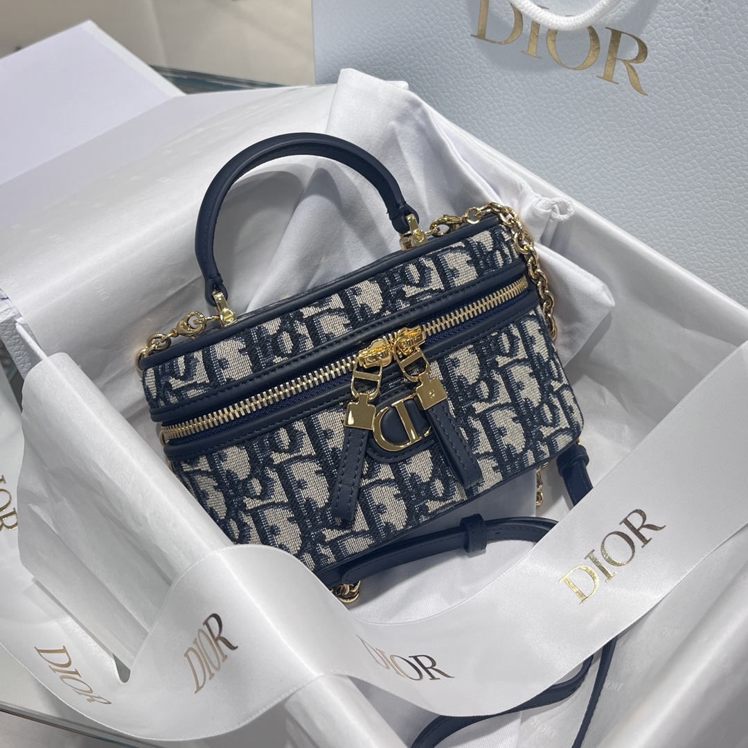 Dior Vanity 化妆包 内带小镜子 手提链条包