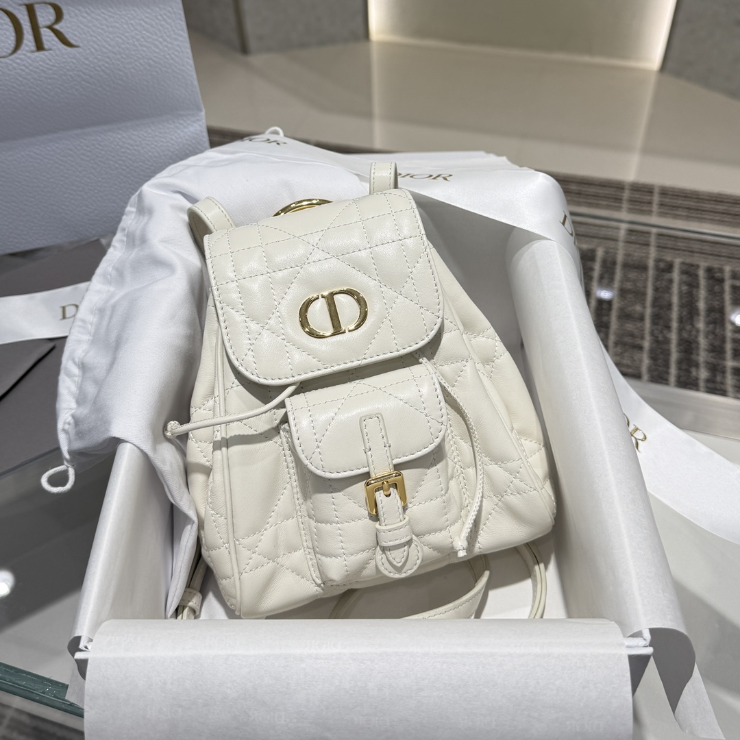 Tamaño pequeño 𝘾𝙖𝙧𝙤 Blanco🤍 Wanwan Leiqing El patrón de cannage de gran tamaño tiene un romance francés Exquisito …
