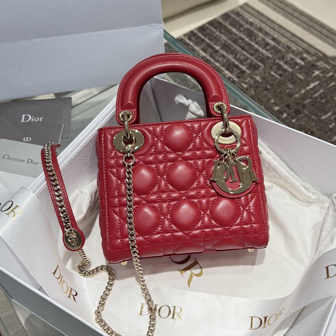 [𝗟𝗮𝗱𝘆 𝗗𝗿 Bolso Princesa Diana de tres puertas totalmente de acero] Rojo Artesanía avanzada Lleno de belleza poder…