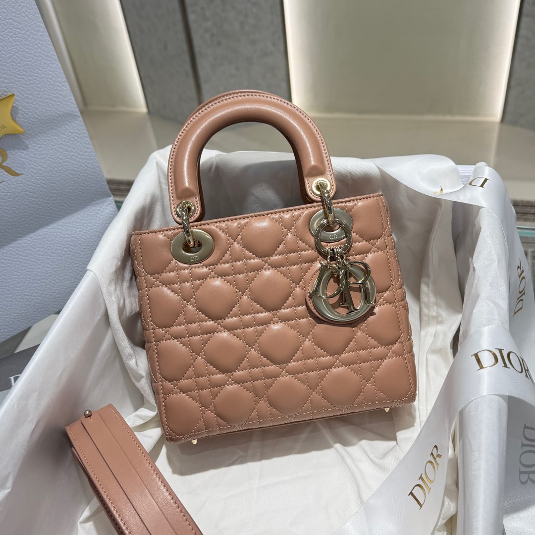 [𝗟𝗮𝗱𝘆 𝗗𝗿 Bolso Princesa Diana de cuatro celosías totalmente de acero] Rosa ahumado / letras de correa para el hom…