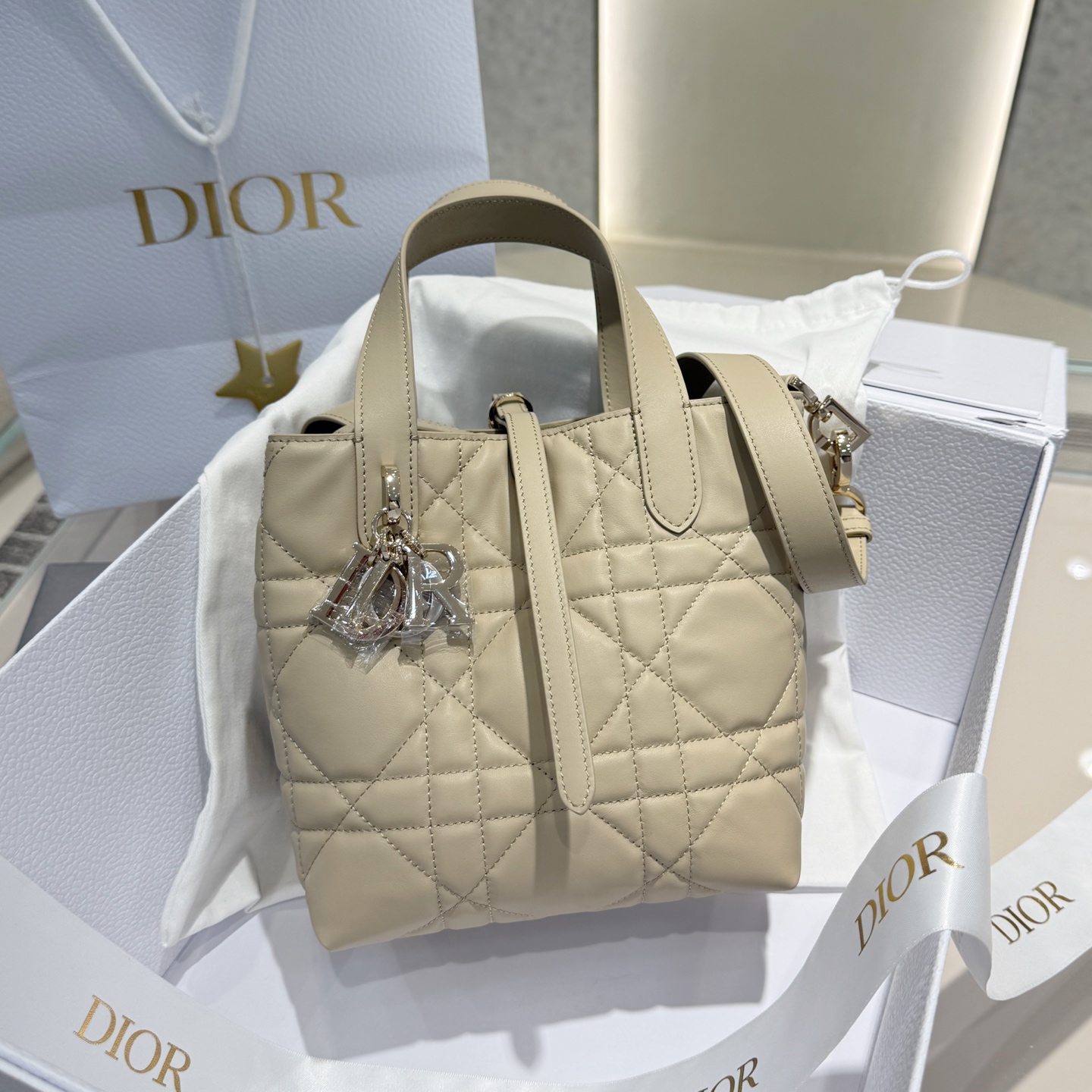 𝑫-𝑻𝒐𝒖𝒋𝒐𝒖𝒓𝒔 Albaricoque vertical de tamaño pequeño Producido por Guangdi ✨ Bolso indígena popular Patrón de can…