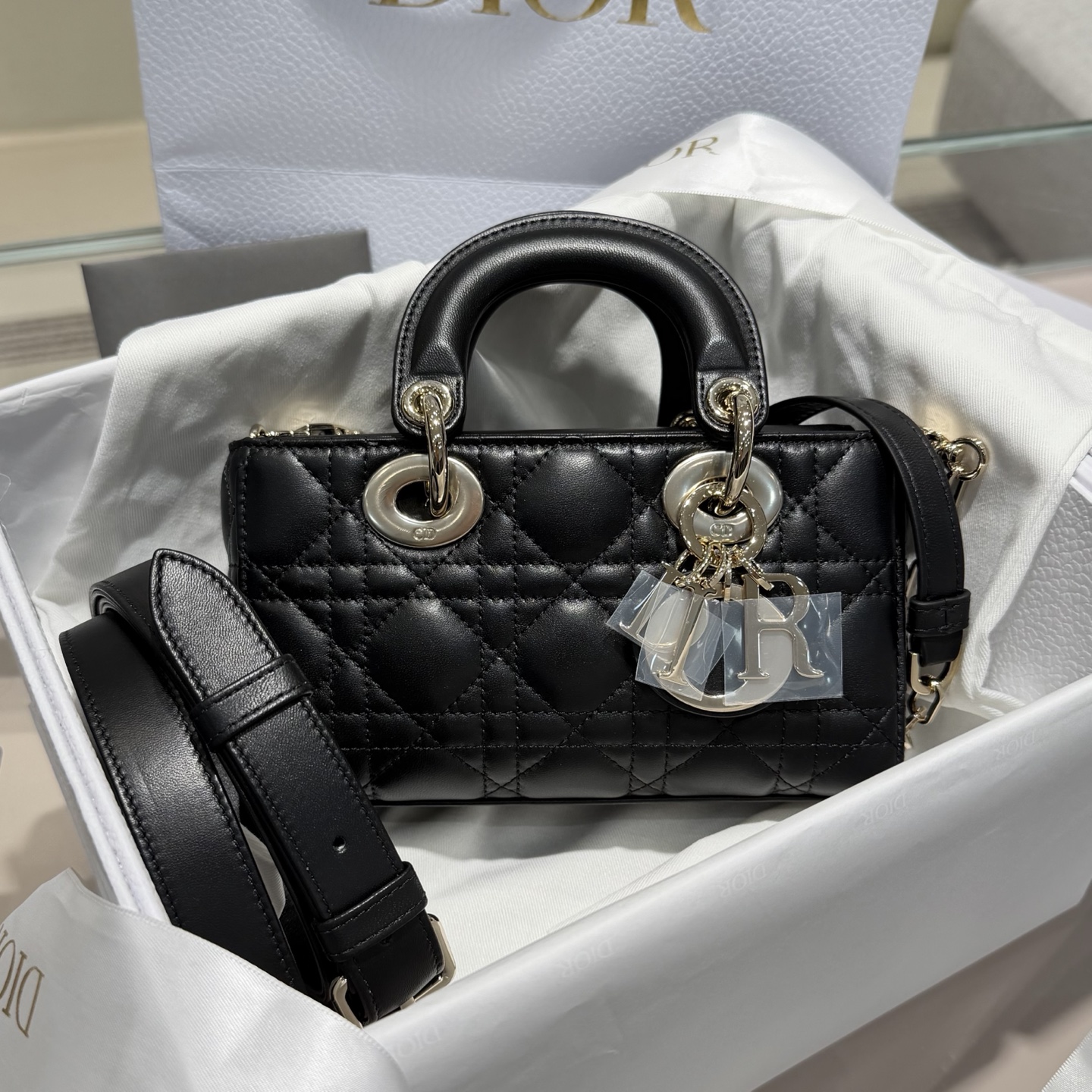 Nuevo mini 𝑫-𝒋𝒐𝒚 [Negro] Producido por Guangdi ¡¡¡El yo gentil y lindo está aquí de nuevo!!! La bendición exquisita…