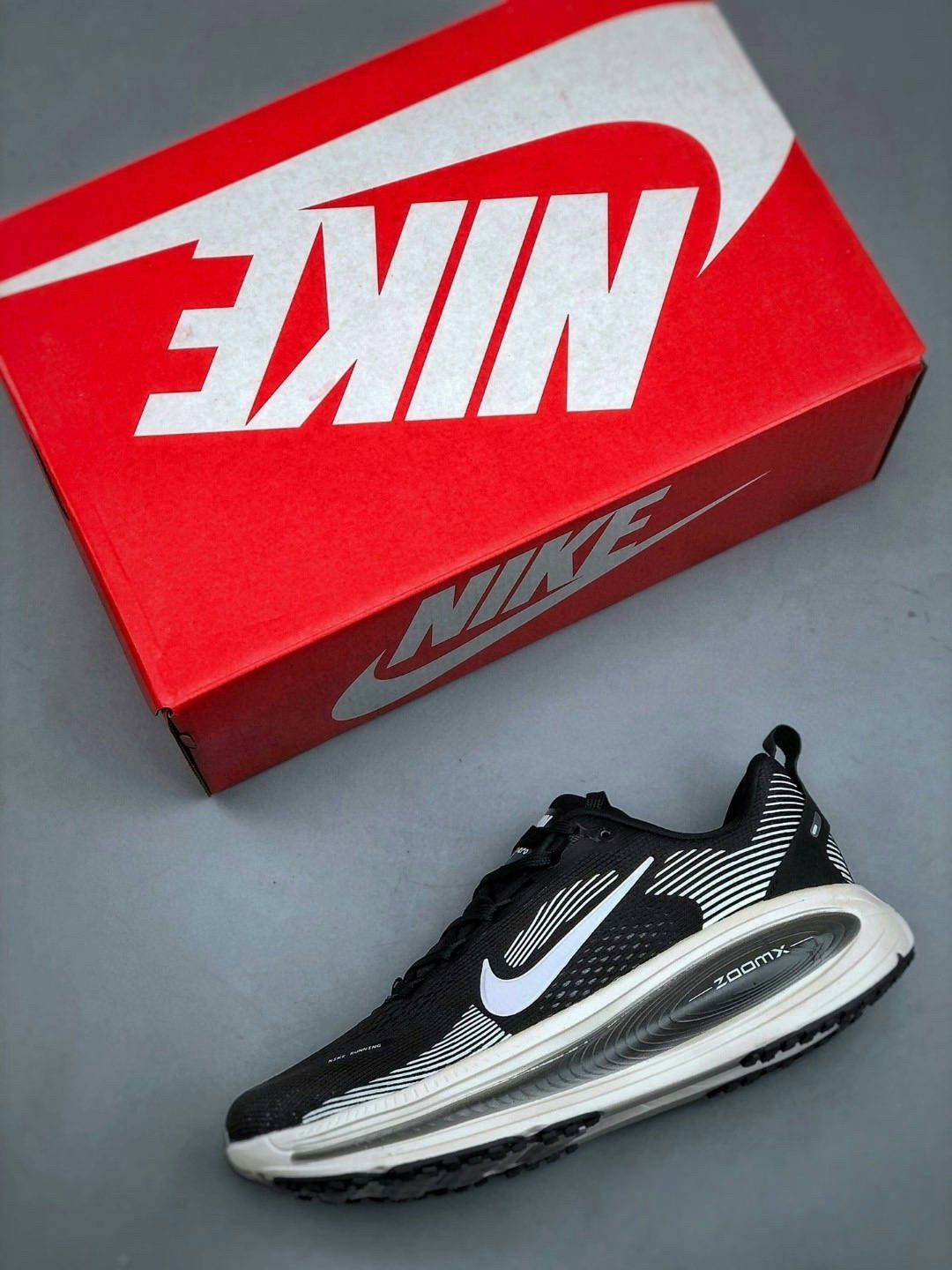 Nike Air Zoom Vomero 18 Running Shoes - Comfort, Cushioning, and Style 4 i1740232096881 1630 0 2