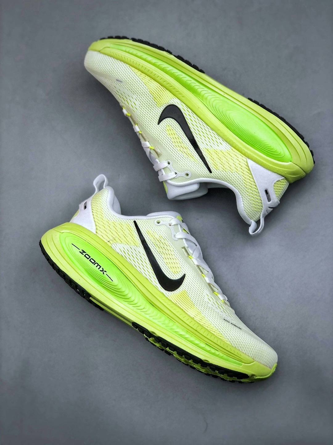 Nike Air Zoom Vomero 18 Running Shoes - Cushioned, Breathable, and Durable 10 i1740232203576 3346 0 8