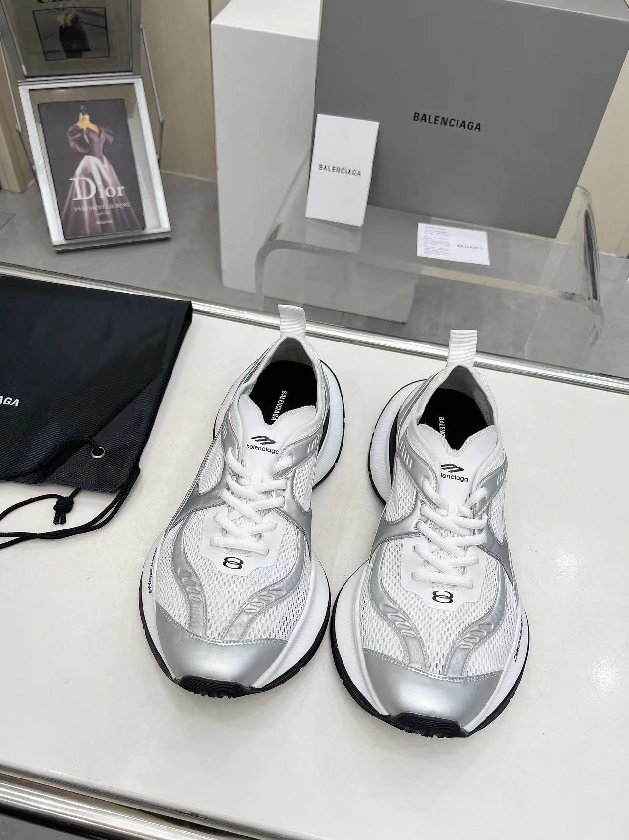 Balenciaga Chaussures De Sport Réplique bon marché
 Vintage