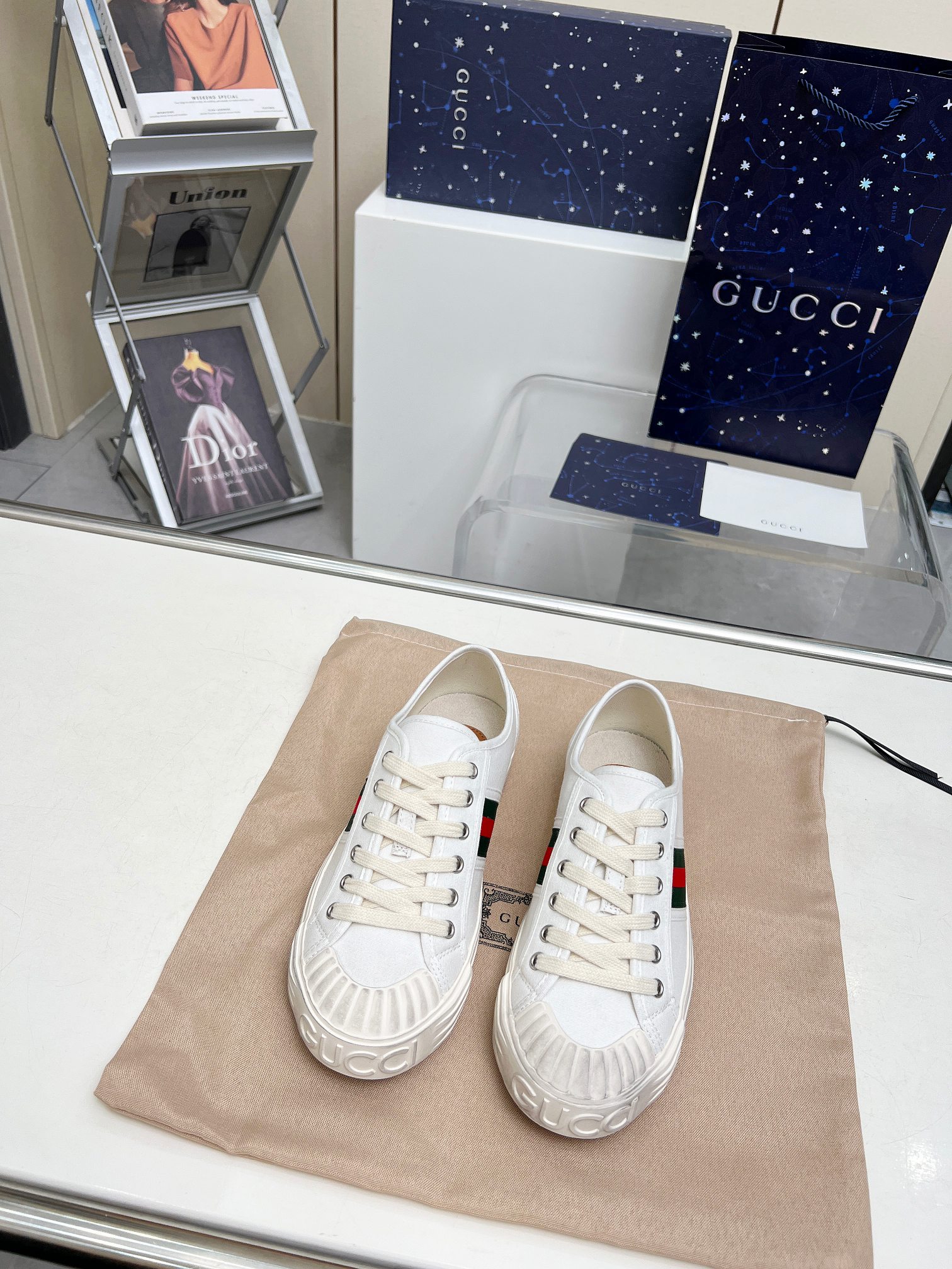 Boutique de luxe
 Gucci Chaussures Décontractées Toile Série d’été Fashion