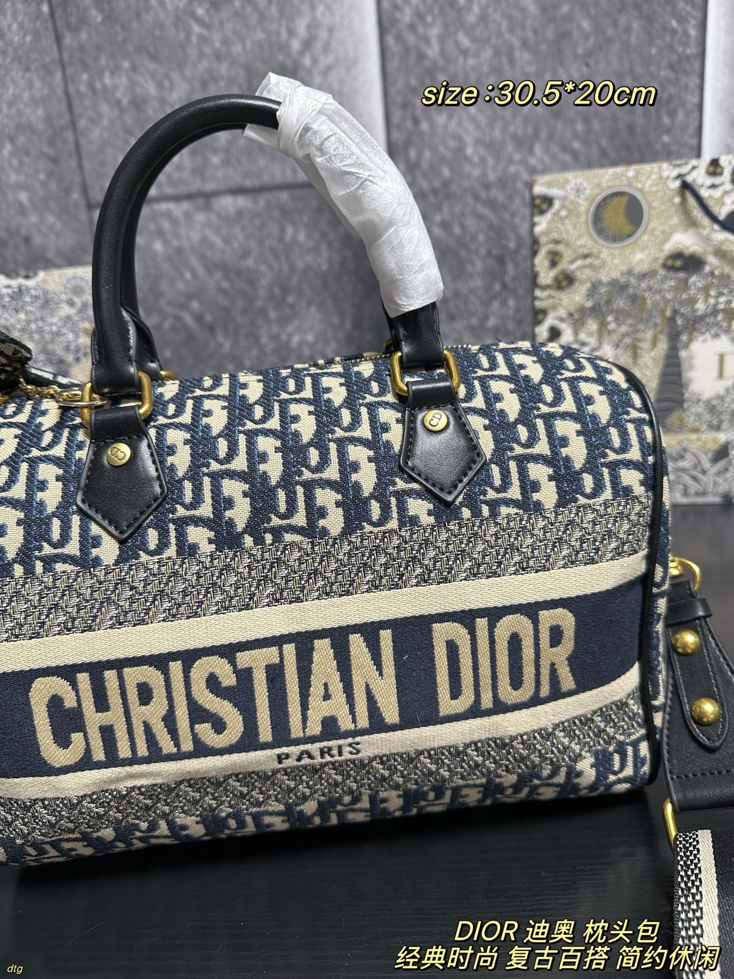 Dior Book Tote Blue Oblique 30 5 20cm Blue Dior Oblique shoulder