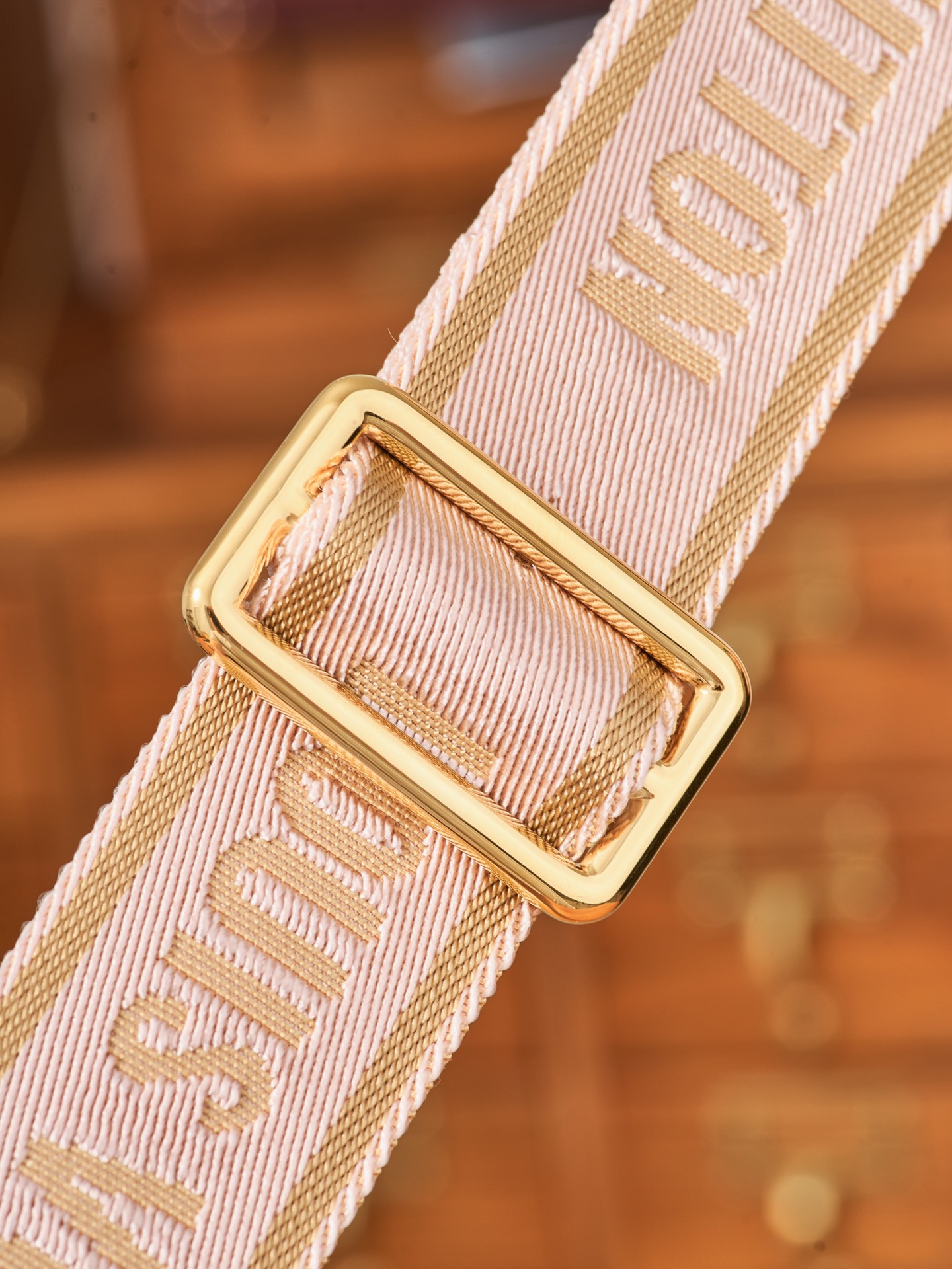 M44840: Detalle