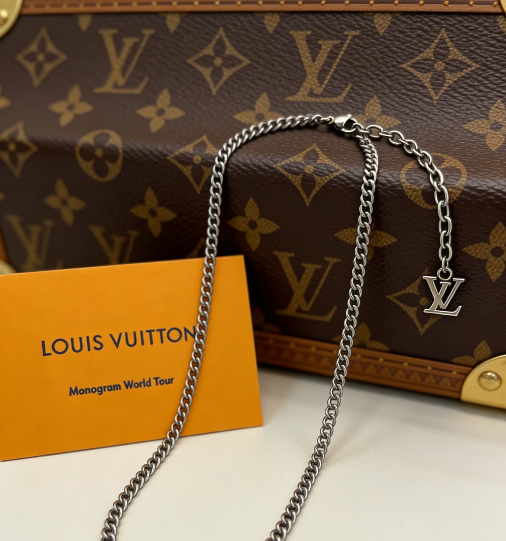 Louis Vuitton 1V路易威登 SHELL海螺项链