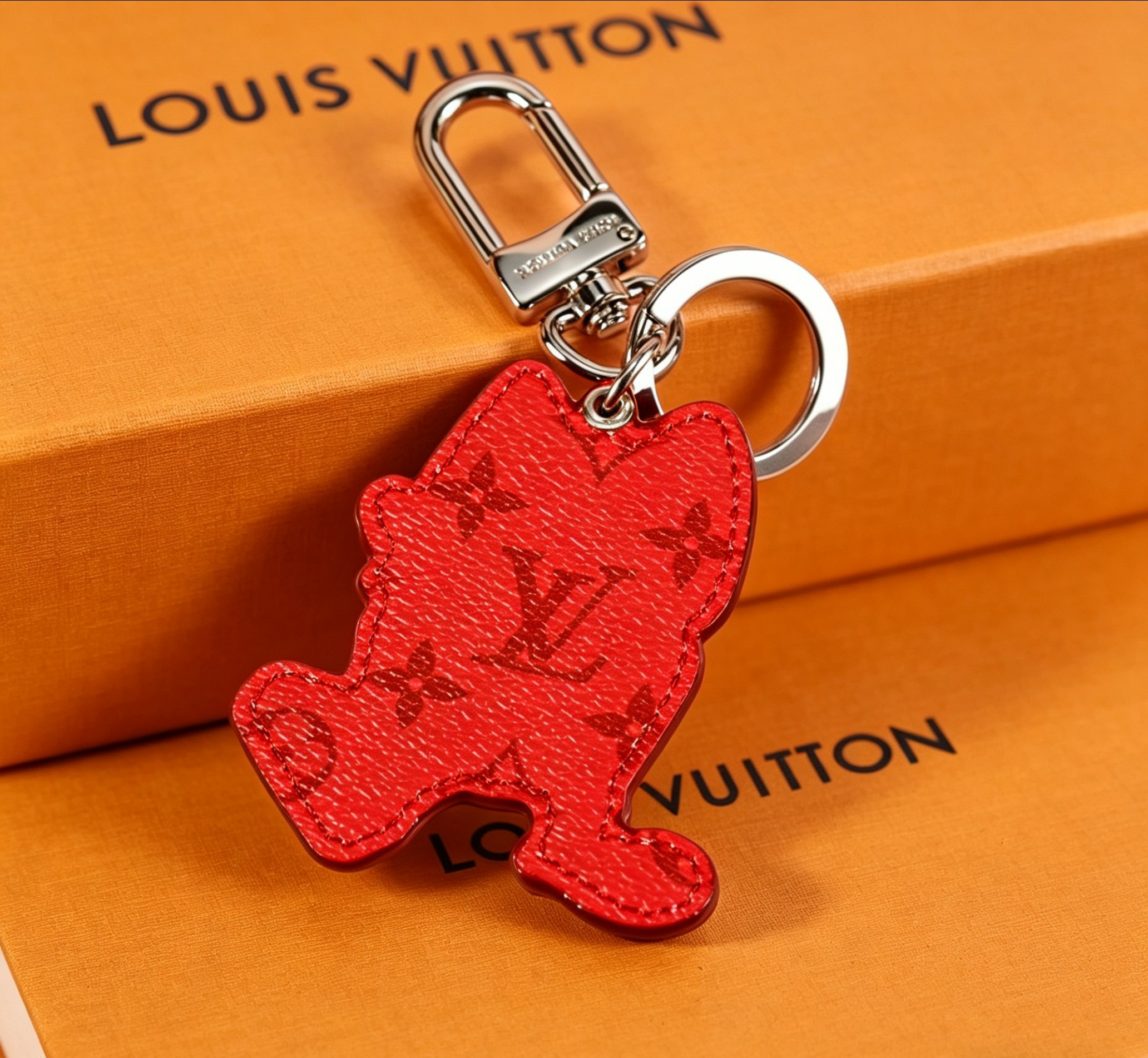 Louis Vuitton 1V 兔八哥联名钥匙扣