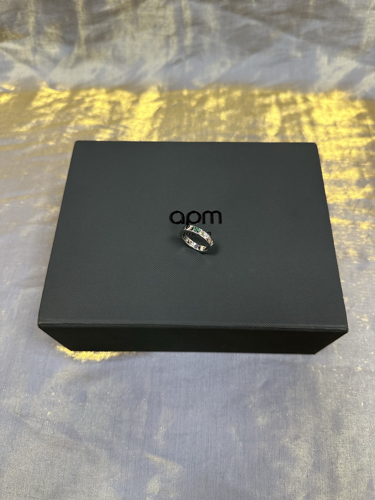 ¥108 [七夕新品]APM Monaco 绿色和白色爱心戒指手饰七夕限定浪漫节日