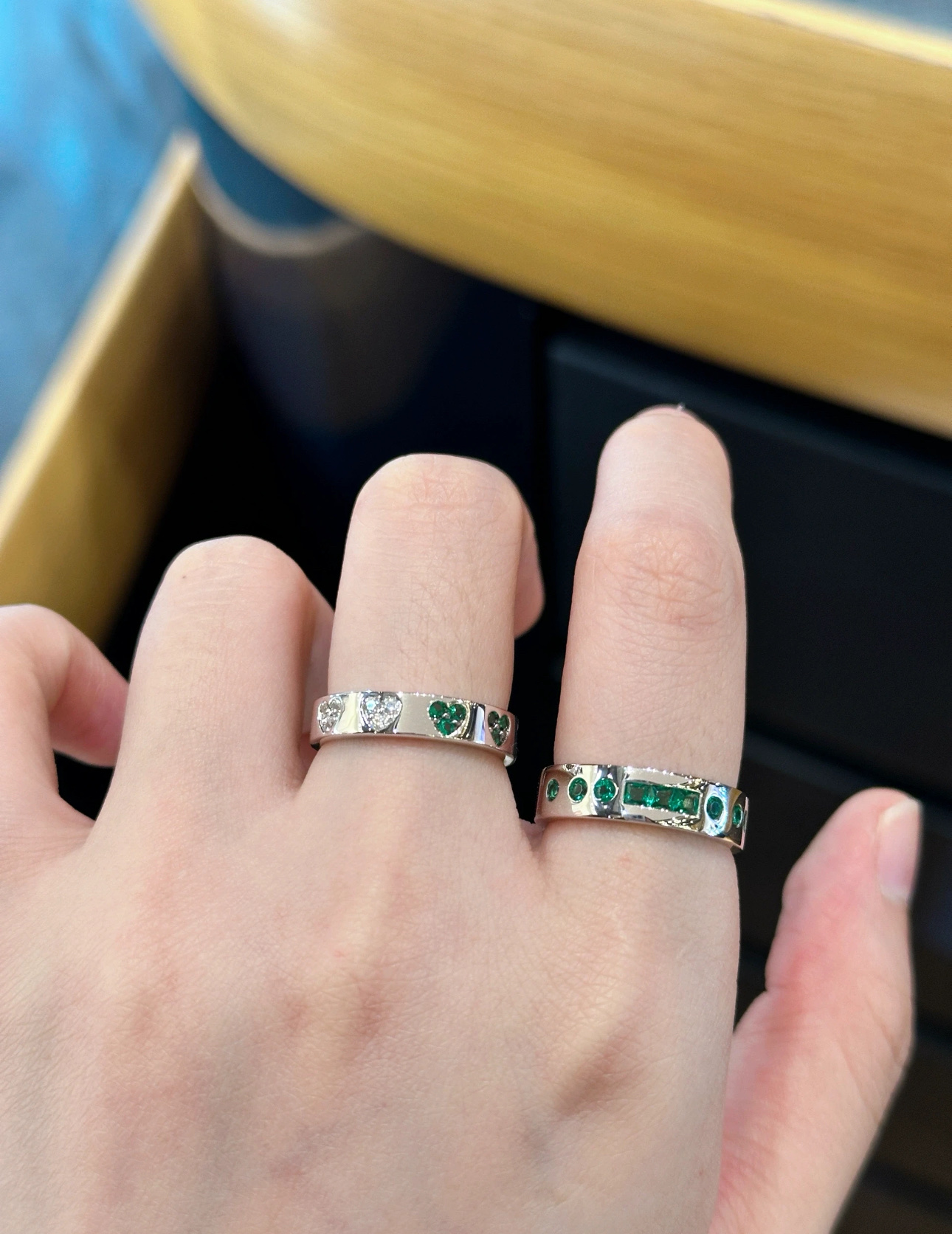 ¥108 [七夕新品]APM Monaco 绿色和白色爱心戒指手饰七夕限定浪漫节日