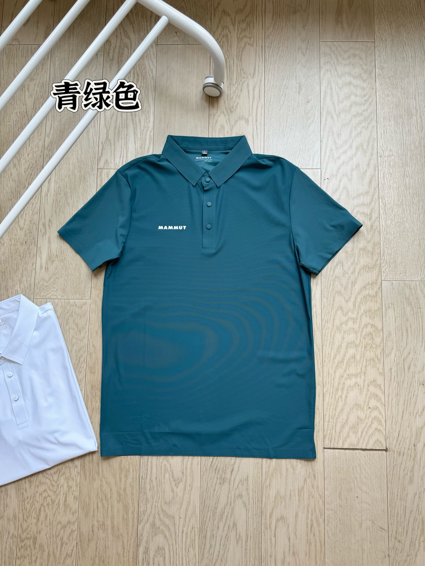 80💰
猛犸象25ss夏季新款翻领胸标logo短袖T恤,夏季POLO衫短袖,商务休闲简约风,上身帅气百搭,夏季必备百搭奢潮单品
高端定制冰丝无痕速干面料 ,穿着舒适、丝滑透气 、 胸前➕袖臂经典简约字母logo设计,翻领纽扣设计,百搭商务休闲款,潮男必备单品 ,上身帅气百搭,做工精致,细节到位,诚意满满
🏊🏻非常适合当季的款,上身百搭不挑人,玩转你的潮流,期待你我共同的驾驭🌞
尺码表:
衣长 胸围 肩宽 袖长 推荐身高体重
M 65 100 43 65 ,适合身高160到165,体重80-105斤
L 67 104 45 67 ,适合身165到170,体重105-125斤
XL 69 108 46 69 ,适合身高170到175,体重125-140斤
2XL 71 112 48 71 ,适合身高175到180,体重140-155斤
3XL 73 116 50 73 适合身高180到185,体重155-170斤
4XL 75 120 51 75 适合身高185到190,体重170-185斤
5XL 77 124 52 77 适合身高185到195,体重185到205斤