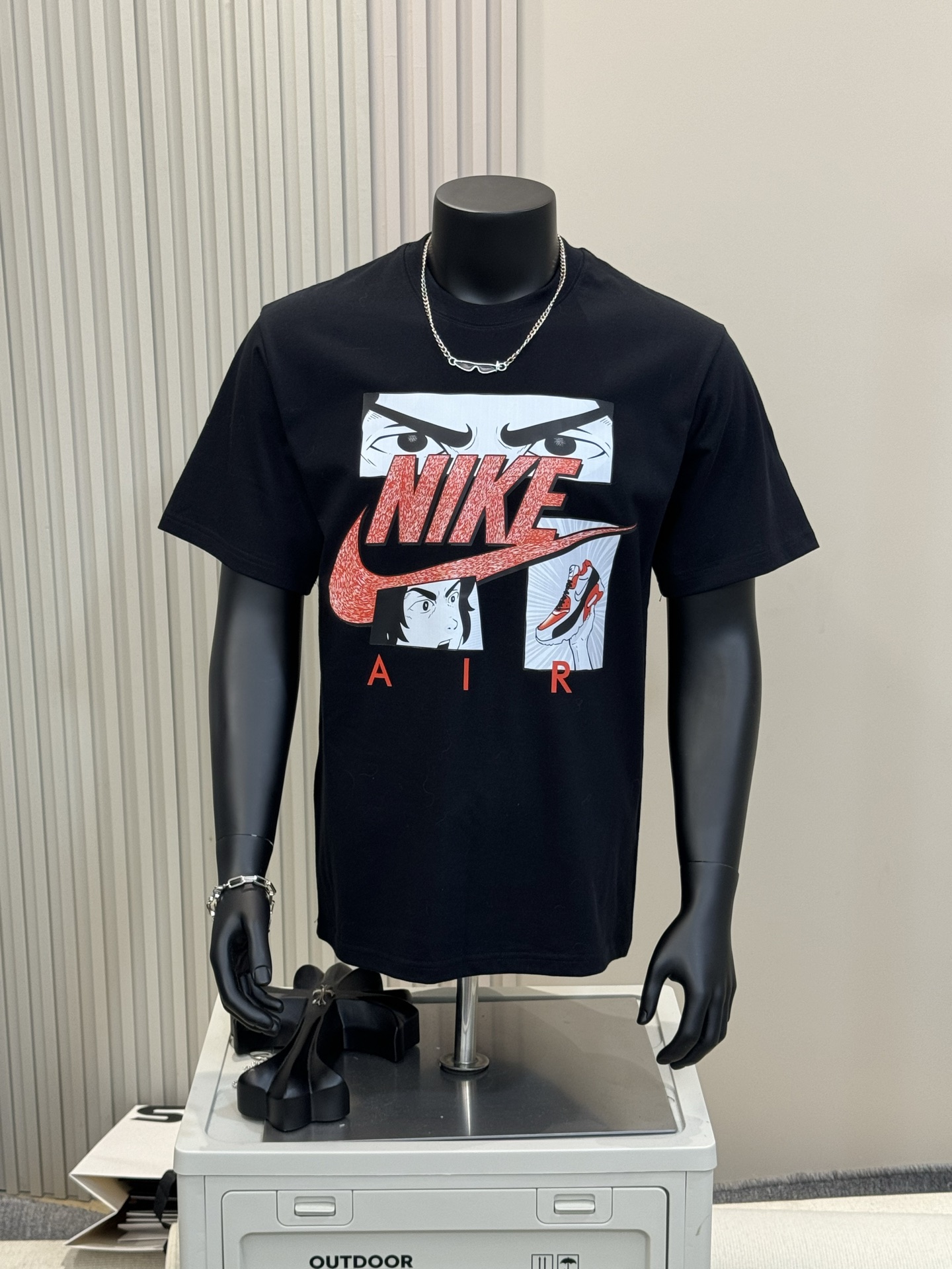 💰155包邮
▷ NIKE 耐克 NK 胸前涂鸦卡通彩色印花情侣短袖T恤
- 小红书热门爆款,明星网红同款穿搭,男女日常通勤穿搭必备单品!
- 高品质260克高克重双纱面料,亲肤透气不起球,印花采用进口浆料,时尚又个性,超级洋气的一款,强烈推荐单品,宽松版型休闲舒适不挑人,日常都很实穿时髦百搭~
- 不挑年龄,不挑身材,不挑性别,情侣百搭款式,可机洗,不掉色,耐撕扯,所有细节均为原相机实拍,放心入手!
𝐜𝐨𝐥𝐨𝐫 :黑色 白色
𝐒𝐢𝐳𝐞 :M L XL 2XL 3XL
▁尺码表▁
M: 胸围100 衣长68 肩宽44
L : 胸围106 衣长70 肩宽46
XL: 胸围112 衣长72 肩宽48
2XL:胸围118 衣长74 肩宽50
3XL:胸围124 衣长76 肩宽52
体重: 100斤-125斤 推荐穿M码
125斤-150斤 推荐穿L码
150斤-170斤 推荐穿XL码
170斤-190斤 推荐穿2XL码
190斤-210斤 推荐穿3XL码
温馨提示:手工测量,存在1-3cm误差实属正常,请以实物为准!