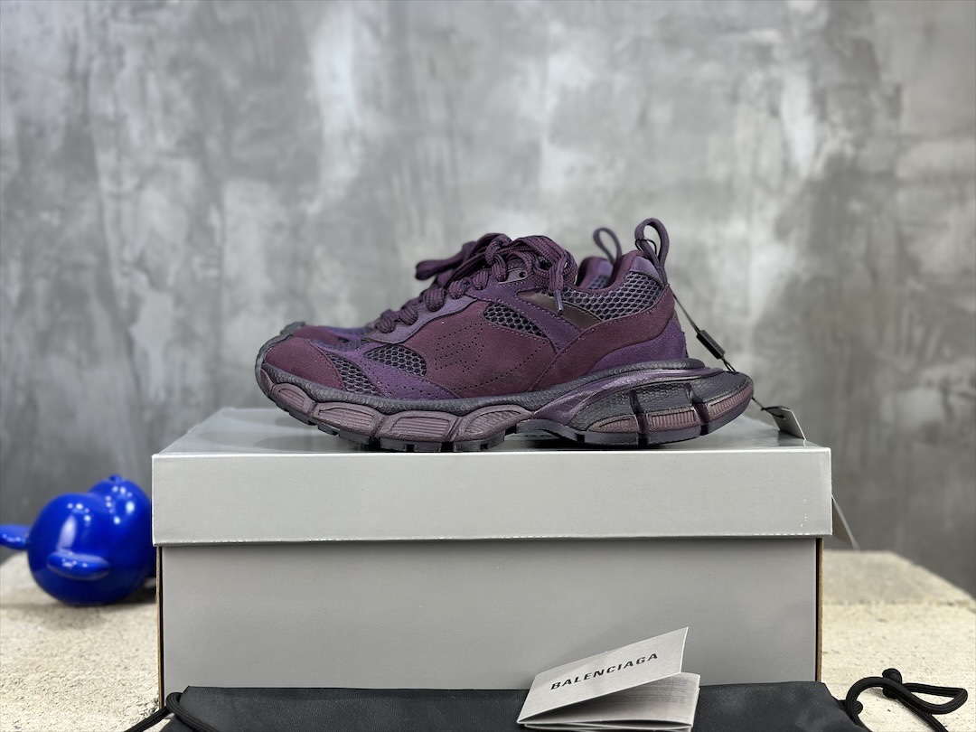 NO:639497,[In stock] Exclusive version Balenciaga official synchronization Balenciaga's new 3XL Syede 10.5 generation, trendy running shoes made of old dad shoes, the shoe body has been changed from the previous microfiber TPU to suede microfiber, both in appearance and comfort are more refined. Size 35.36.37.38.39.40.41.42.43.44.45.46,,balenciaga,balenciaga19860909【現貨】独家版本 Balenciaga官方同步 巴黎世家全新 3XL Syede 10.5代,潮流跑鞋做旧老爹鞋,鞋身从之前超纤TPU改成反绒超纤,不管是从外观还是舒适度都更精致 尺码35.36.37.38.39.40.41.42.43.44.45.46,,balenciaga,balenciaga,Men's shoes