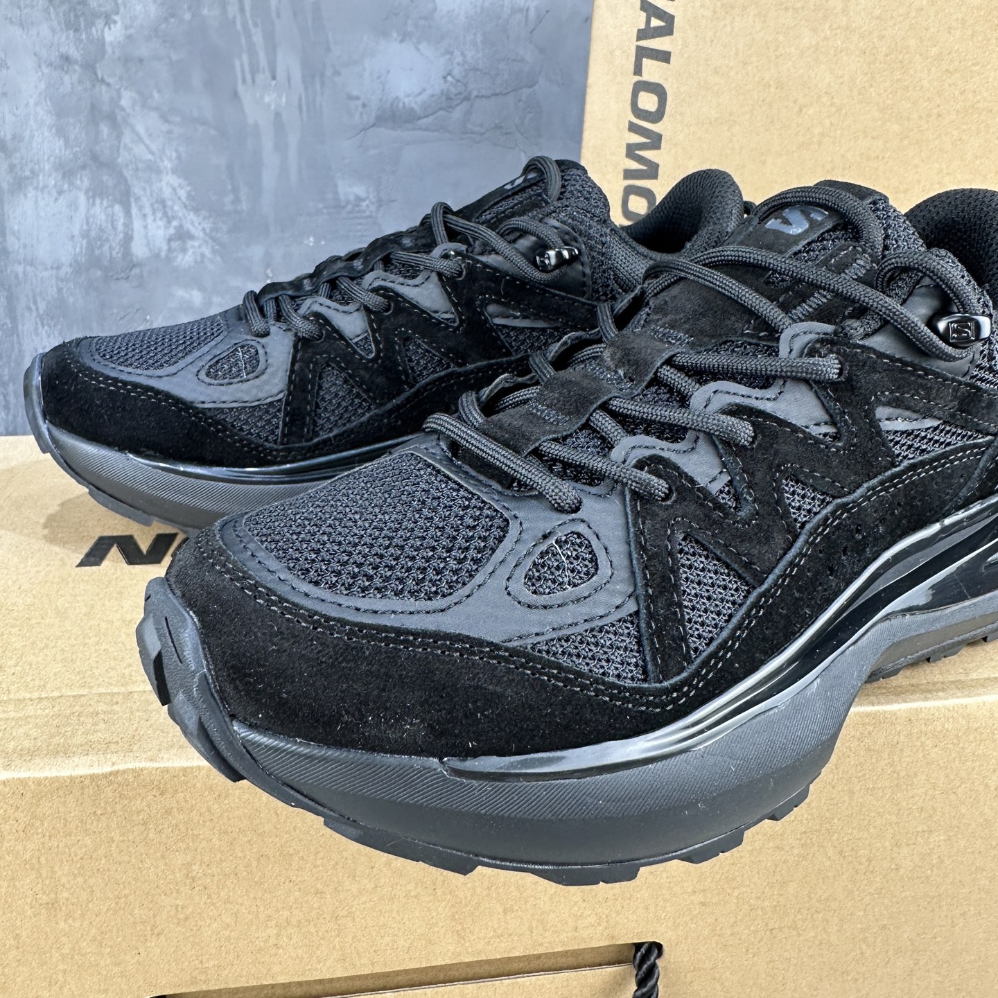Salomon ODYSSEY ELMT LOW Black Sneakers, Size 36-44 7 i1742898311126 9319 0 5