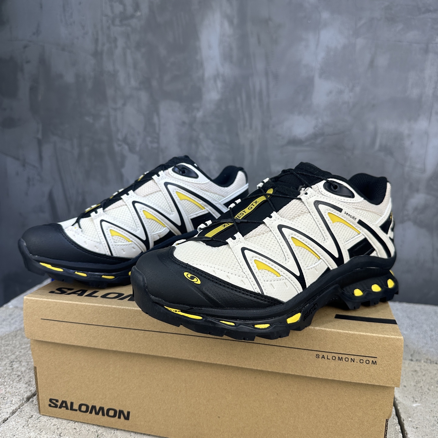 Salomon XA PRO 3D Outdoor Running Shoes - Breathable, Cushioned, Unisex 4 i1745221153338 1252 0 2