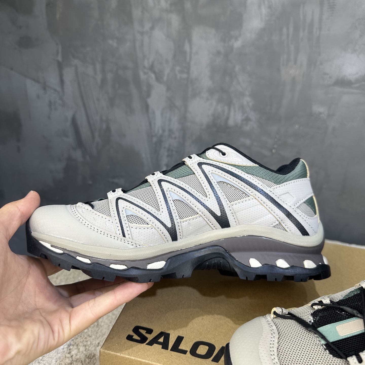 Salomon XA Pro 3D Men's/Women's Outdoor Mesh Breathable Running Shoes 6 i1745221163259 6136 0 4