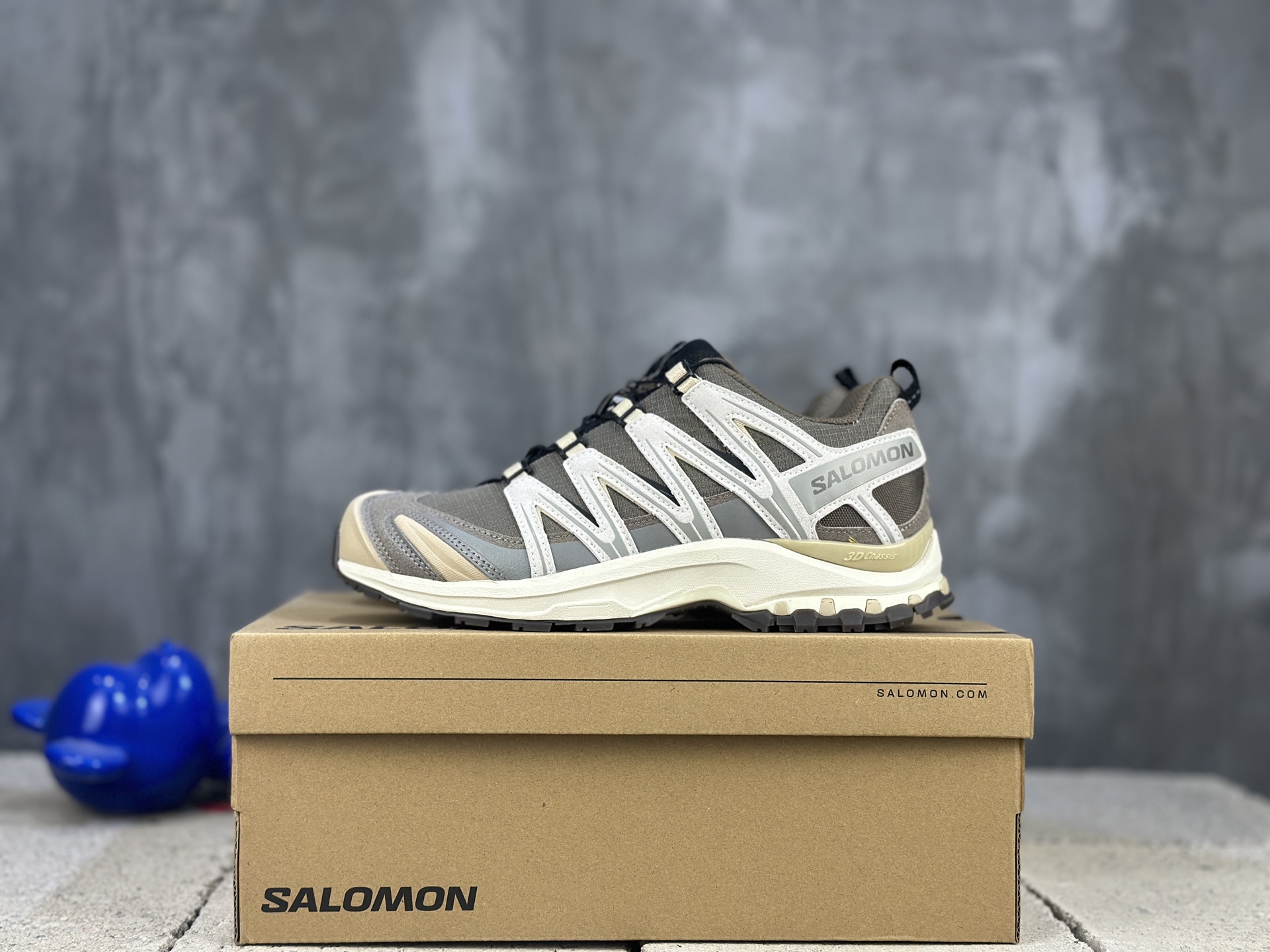 Salomon XA Pro 3D Outdoor Athletic Running Shoes, Breathable, Unisex 2 i1745320523750 4167 0 0