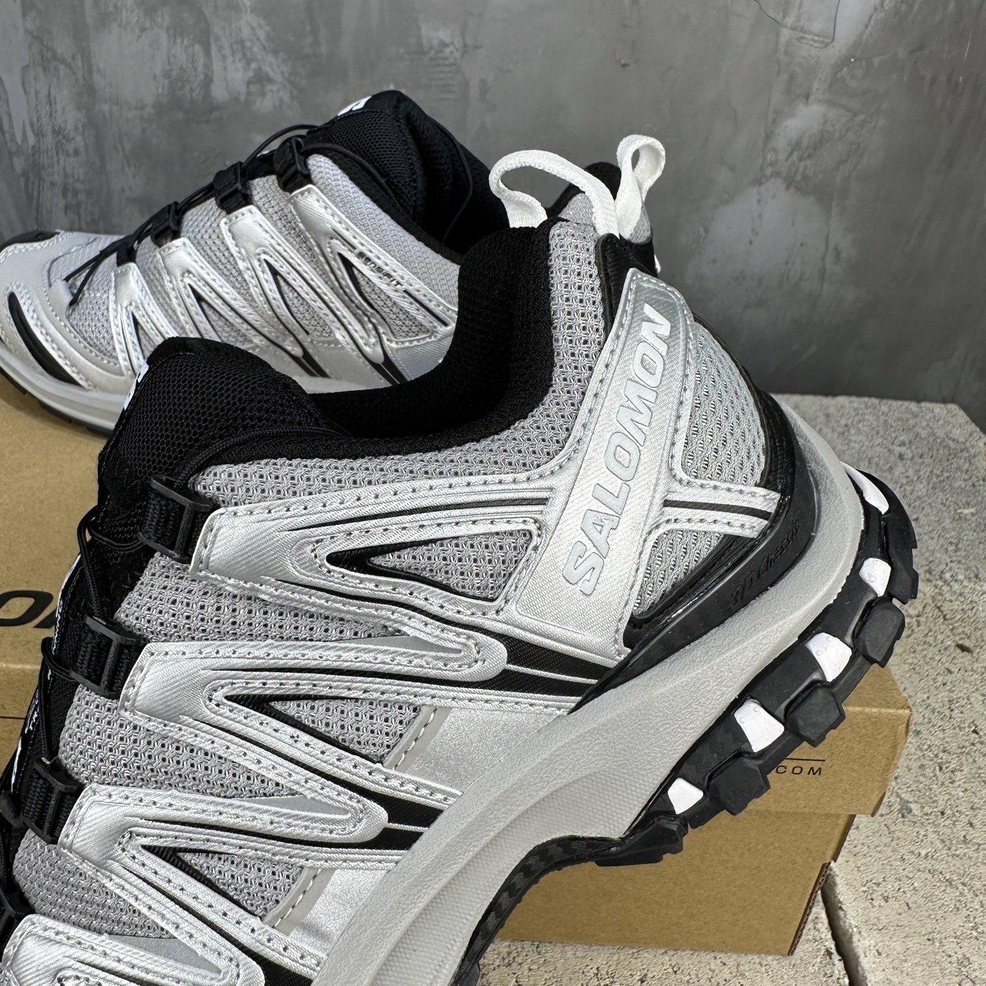Salomon XA Pro 3D Outdoor Running Shoes - Breathable, Cushioned, and Slip-Resistant 8 i1745320651093 8934 0 6
