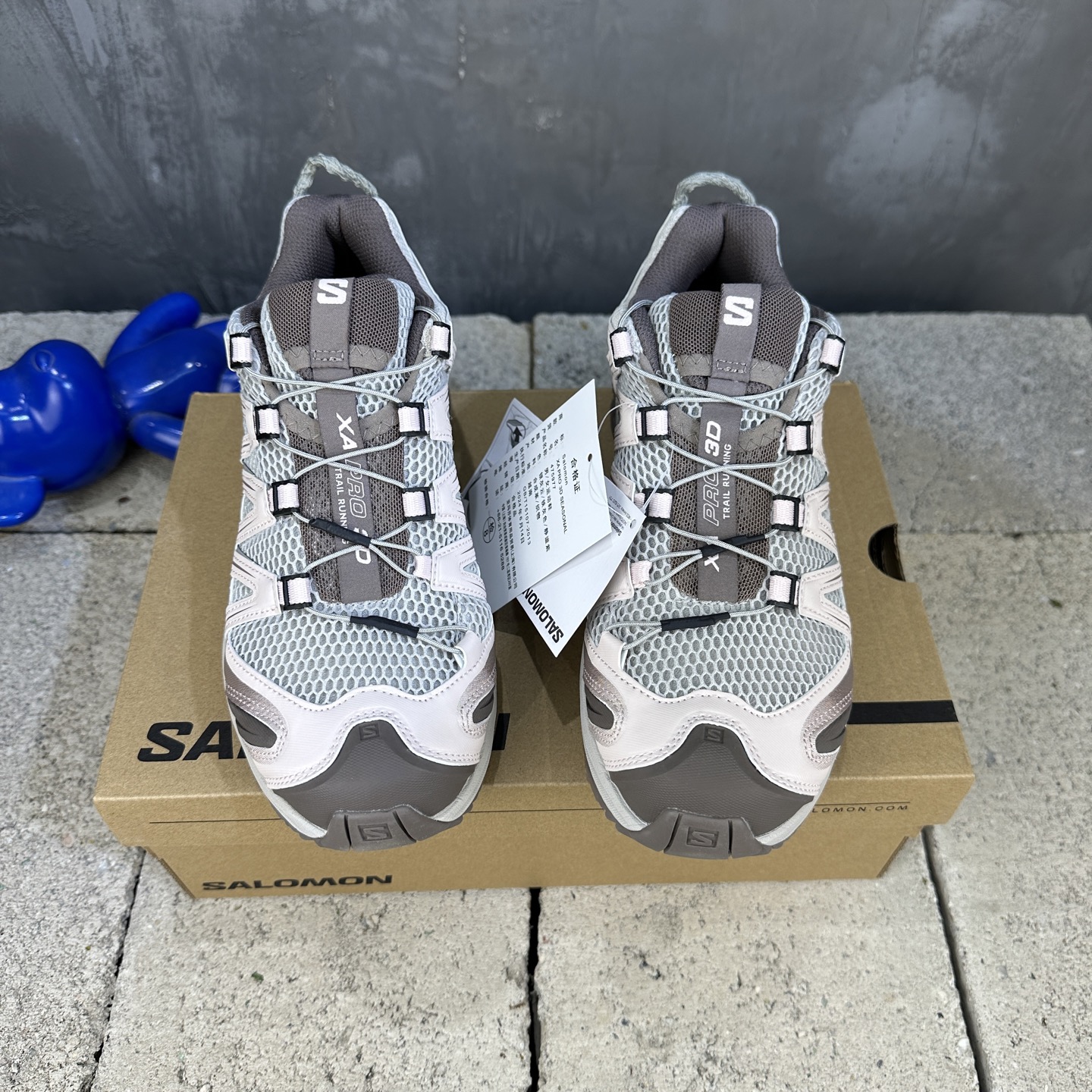 Salomon XA PRO 3D Outdoor Running Shoes - Breathable, Cushioned, and Anti-Slip 3 i1745320732430 1173 0 1