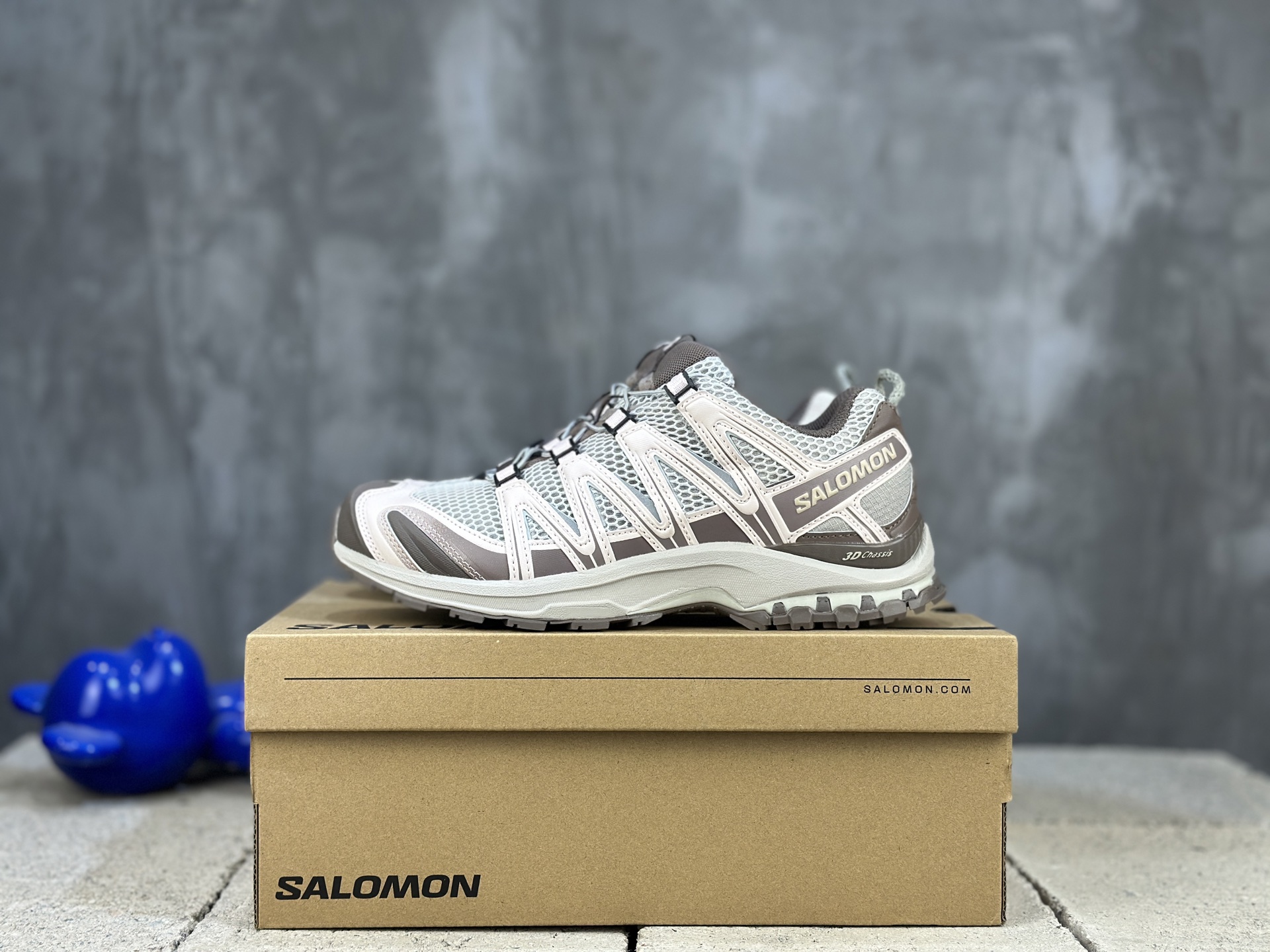 Salomon XA PRO 3D Outdoor Running Shoes - Breathable, Cushioned, and Anti-Slip 1 Salomon XA PRO 3D Outdoor Running Shoes - Breathable, Cushioned, and Anti-Slip