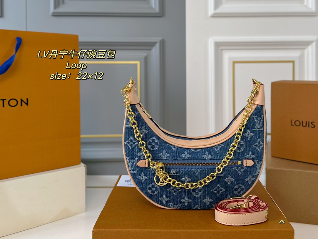 Louis Vuitton Sacs À Bandoulière & À Épaule Sous les aisselles