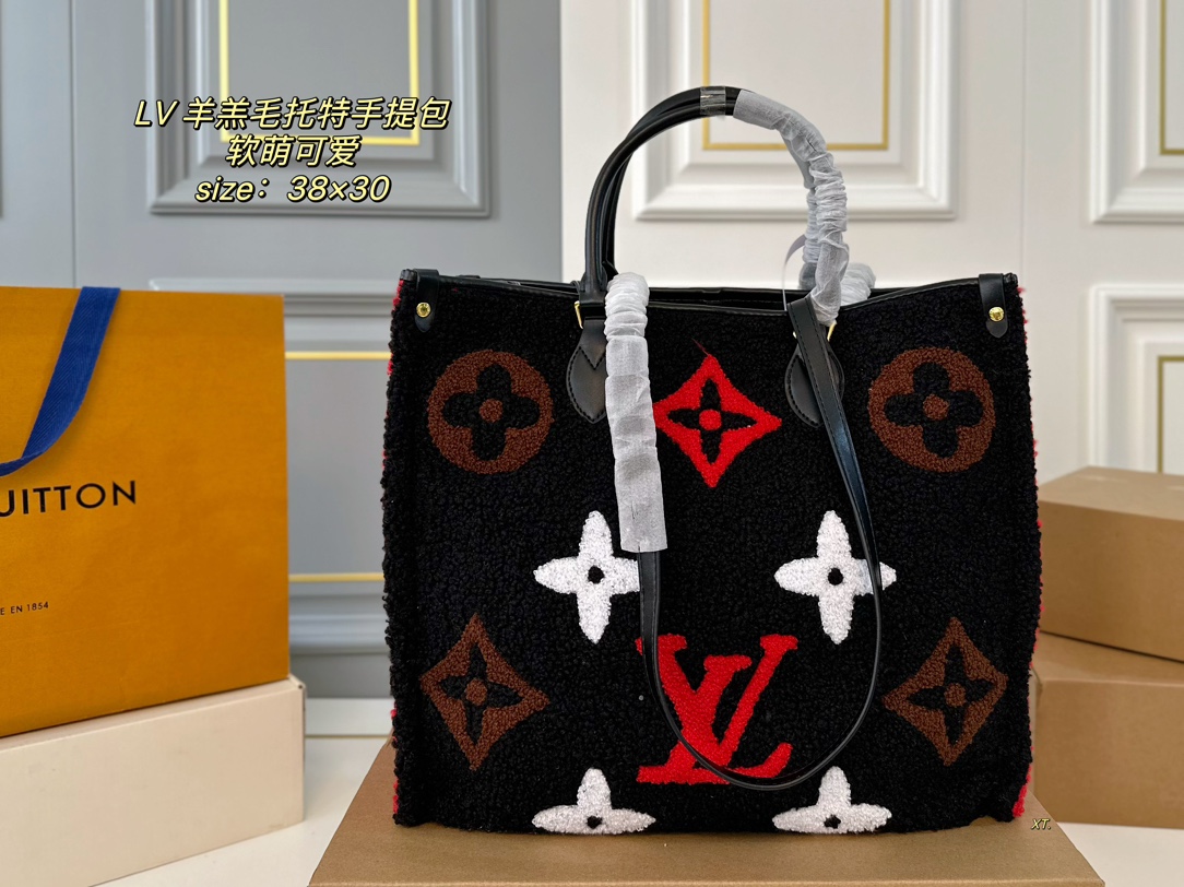 Louis Vuitton Sacs À Main Lambswol Collection automne – hiver