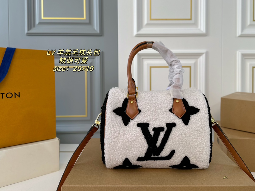 Louis Vuitton Sacs À Main Sacs À Bandoulière & À Épaule Personnalisez la meilleure réplique
 Lambswol