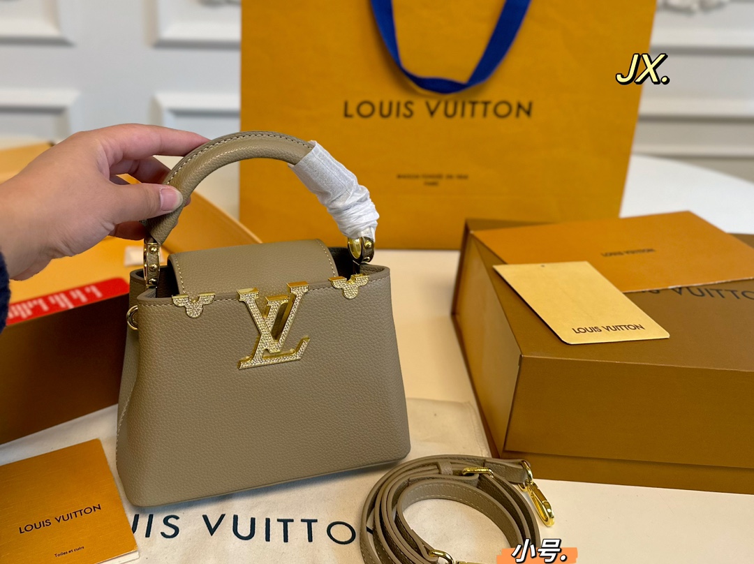 Louis Vuitton LV Capucines Sacs À Main Fashion