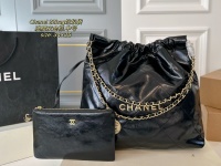 Chanel Sacs À Bandoulière & À Épaule Noir Couleur rose Vintage 1 Chanel Sacs À Bandoulière & À Épaule Noir Couleur rose Vintage