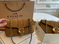 P255 small (folding box) size: 20×10 small COACH suede tabby bag 💕 full of space, classic and timeless, can be carried under the armpit or cross-body, a must-have for sweet and cool girls who fall in love at first sight ❗️ 1 P255 small (folding box) size: 20×10 small COACH suede tabby bag 💕 full of space, classic and timeless, can be carried under the armpit or cross-body, a must-have for sweet and cool girls who fall in love at first sight ❗️