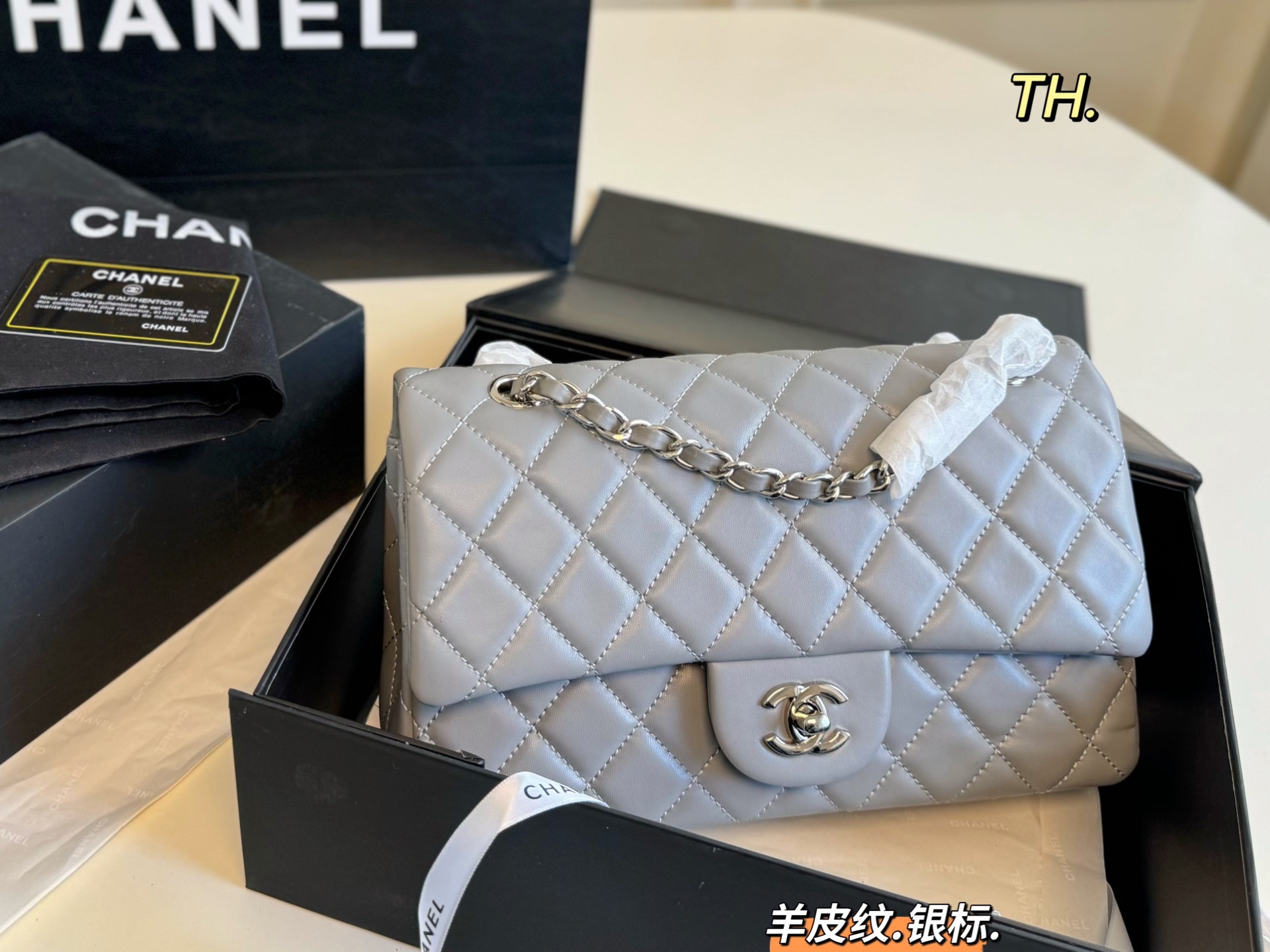 Chanel Classic Flap Bag, Double Chain, Olive Green, Lambskin Leather, 25 x 15 cm 7 i1746763082323 2555 0 5