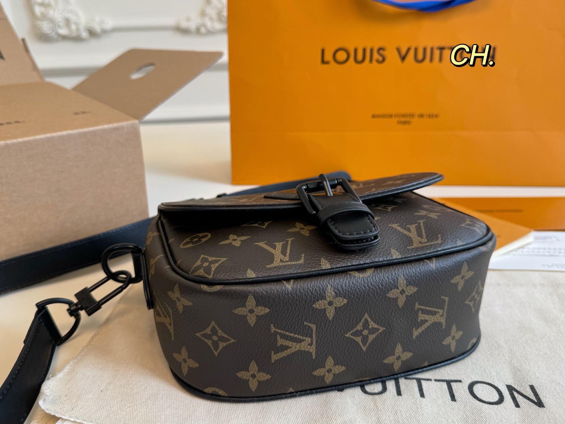 Louis Vuitton Montsouris Monogram Empreinte Leather Crossbody Bag, 20 x 16 cm 5 i1746763632675 1215 0 3