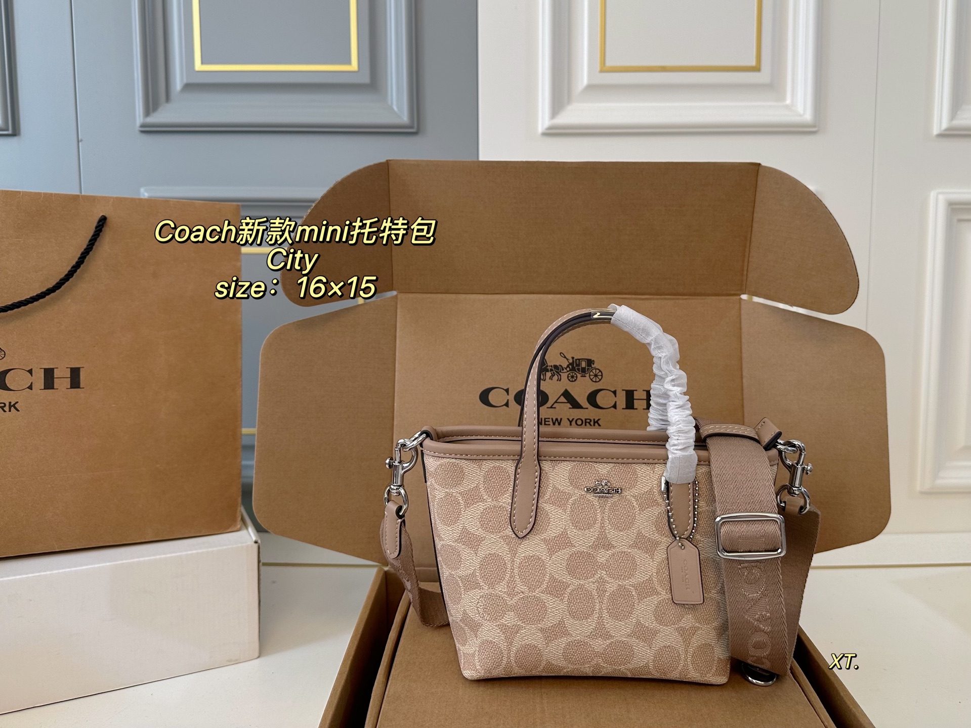 Mini (caja de avión) tamaño: 16×15 COACH nuevo estilo City mini tote ❤️ Nuevo estilo de septiembre La serie C…