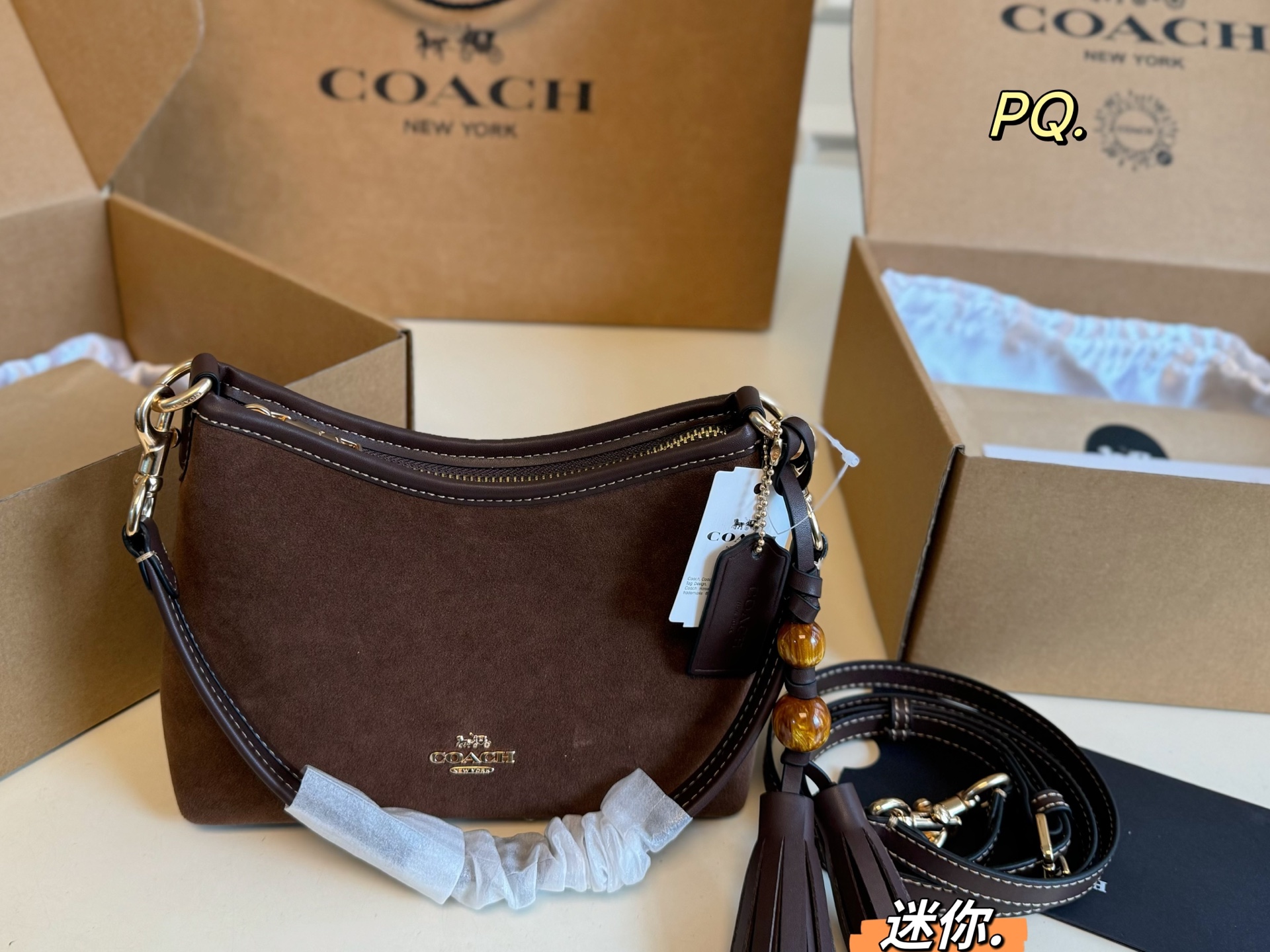 Mini (caja de avión) tamaño: 20×14 mini COACH Laurel bolso de gamuza 💕 con dos correas cortas, se puede llevar bajo el…