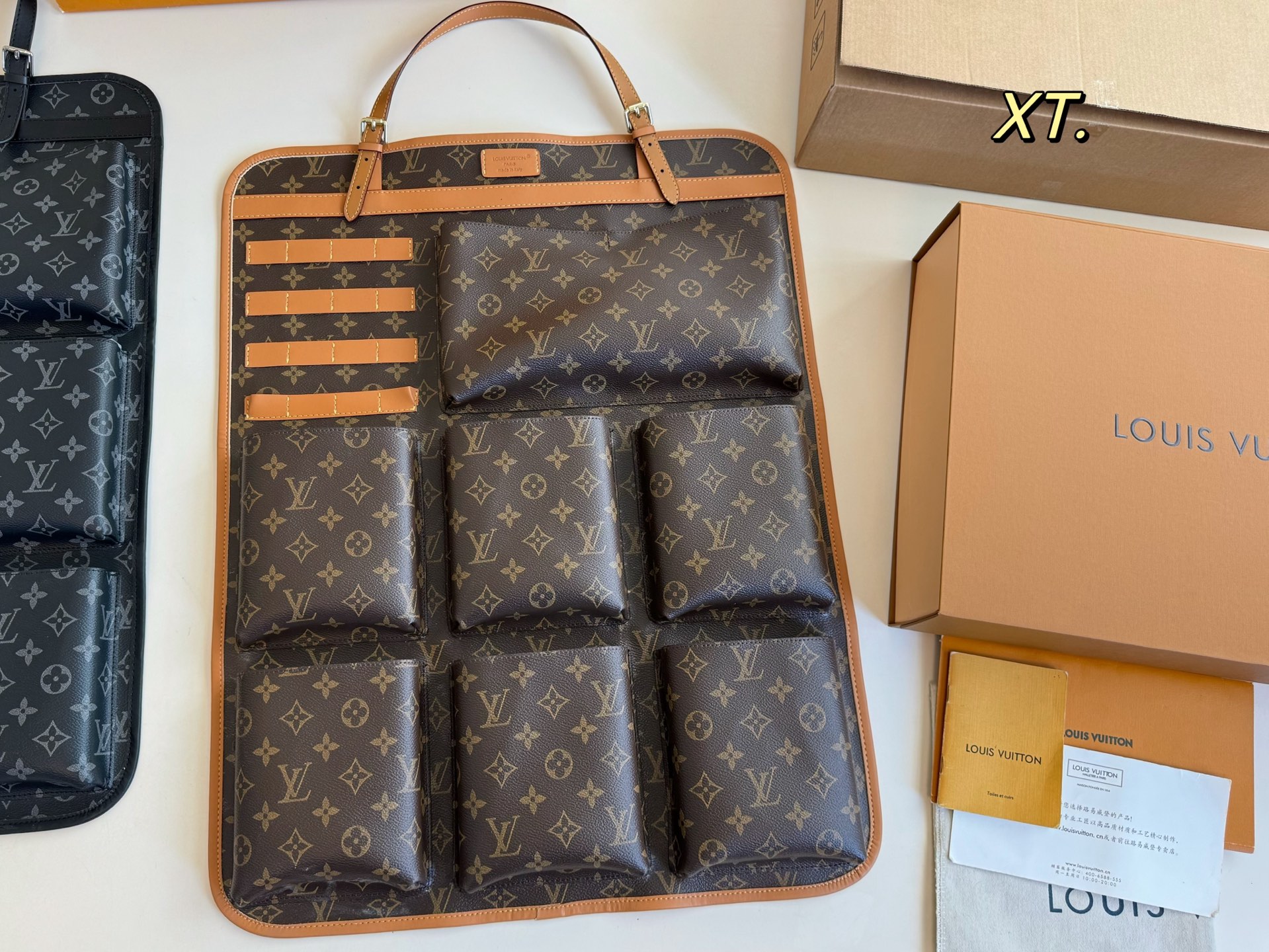P225 Folding Box Airplane Box | | Size: 45×60 | Lv Louis Vuitton’s New Presbyopia Storage Bag️ | Multi-functional Storage Artifact, Super Practical | Can Be Placed On The Backrest Of The Car, At Home, And In The Bathroom | Does Not Take Up Space, Has A Reasonable Layout, And Has Perfect Storage Functions‼ ️