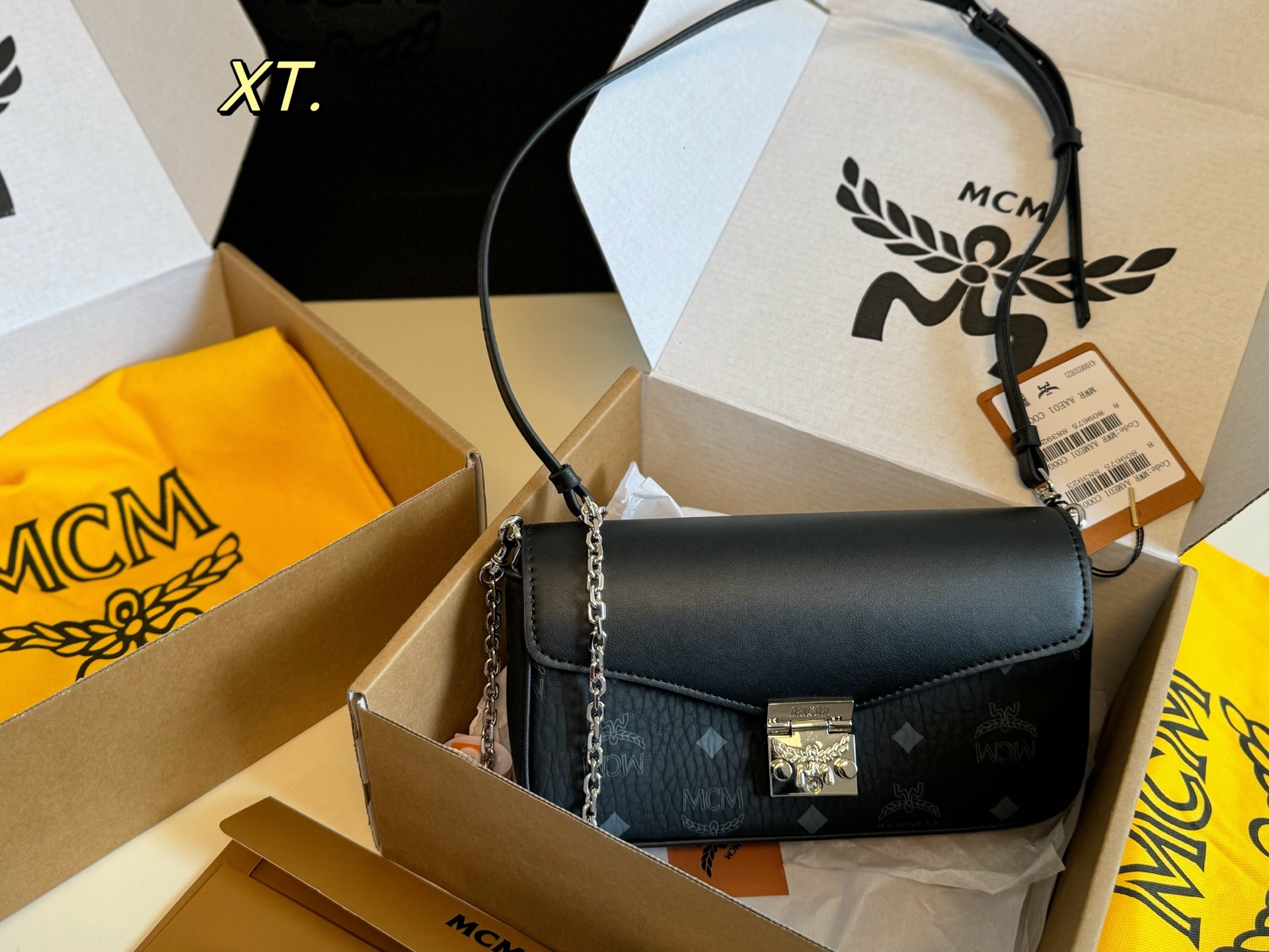 P165 (caja de avión) tamaño: 22×12 MCM nuevo bolso sobre, bolso de cadena 💕, diseño de solapa, con candado de hoja de …