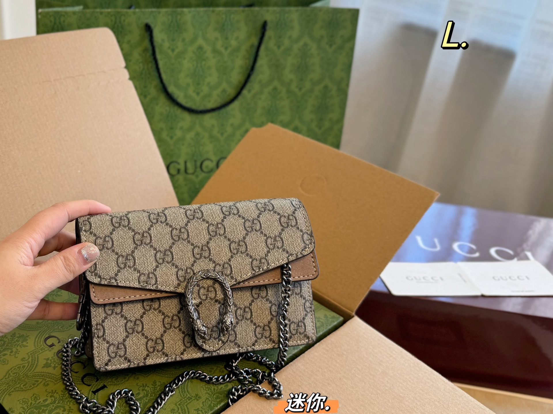 P210 Mini Airplane Box | | Size:18×11 | Gucci New Presbyopic Mini Dionysian Bag | Great Looking, Just The Right Size | So Many Ways To Carry It, It Can Also Be Used As A Waist Bag | Horseshoe-arched Double Tiger Head Buckle, | Perfectly Cute, Sophisticated And Stylish