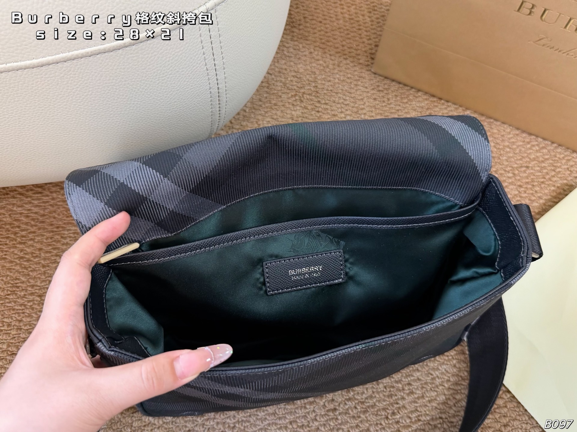 Burberry bag foldeboks) — photo 9