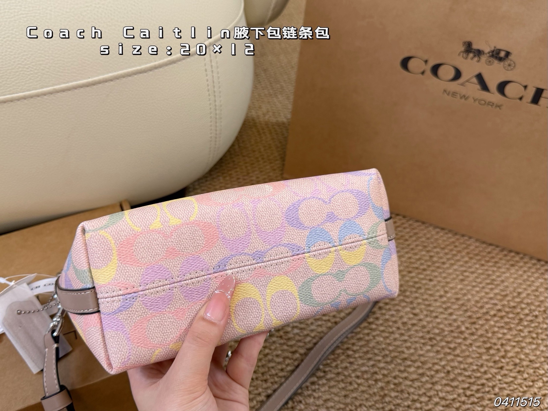 COACH bag airplane box) — photo 4