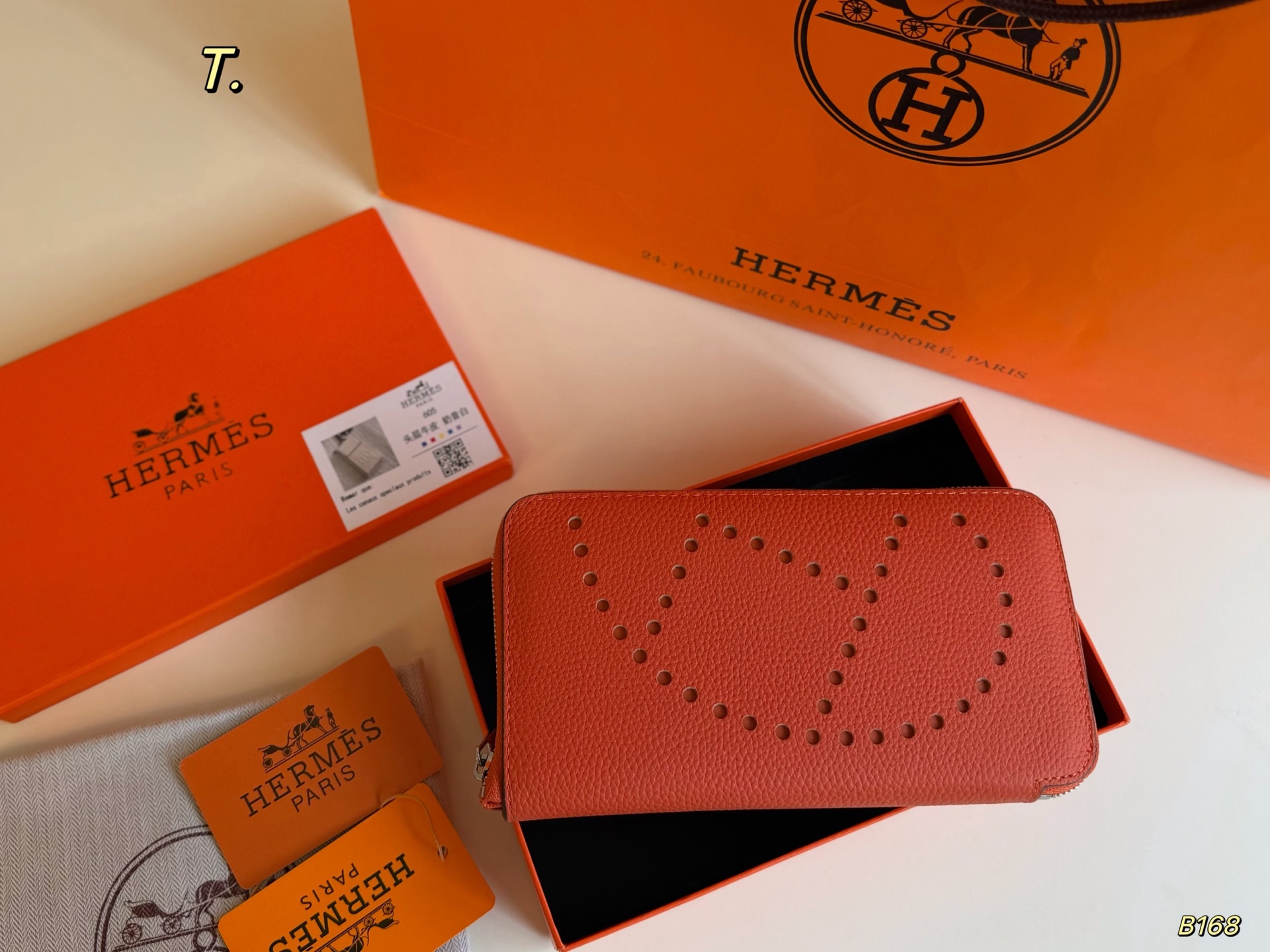 Hermes Brown everyday