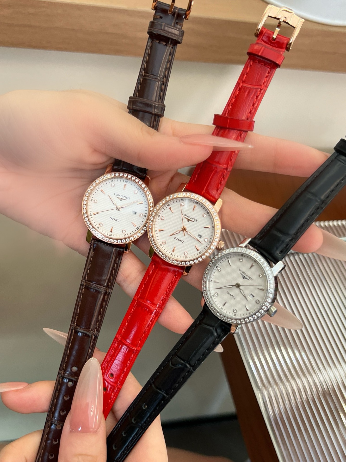 _doQ9swRsoleKhMVKaClapMM4lODHRSkpNDFWDEg