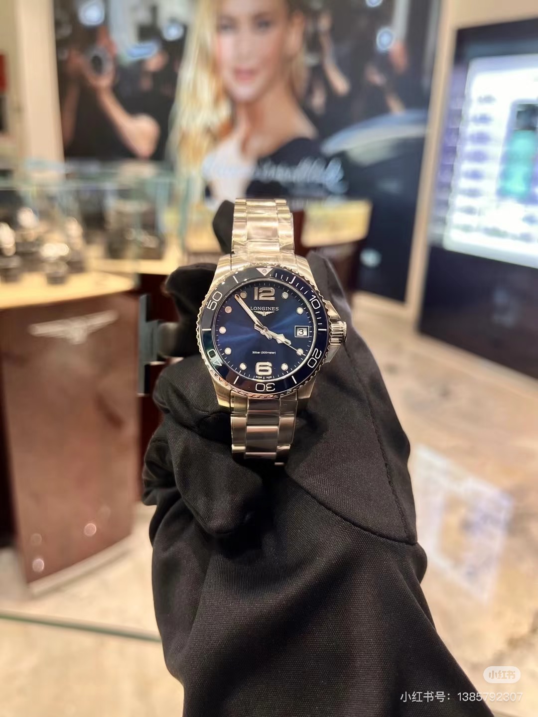 NO:662771,Longines Concas diving series women's model is newly launched #Worth to buy 32 dials are more fashionable and sporty, #you deserve to have it Handsome as hell, the perfect black water ghost, Longines black water ghost women's model, longines19860909浪琴康卡斯潜水系列女款新上市 #值得入手 32表盘更时尚运动,#你值得拥有 帅出天际,妥妥的黑水鬼,浪琴黑水鬼女款,,longines,Watch