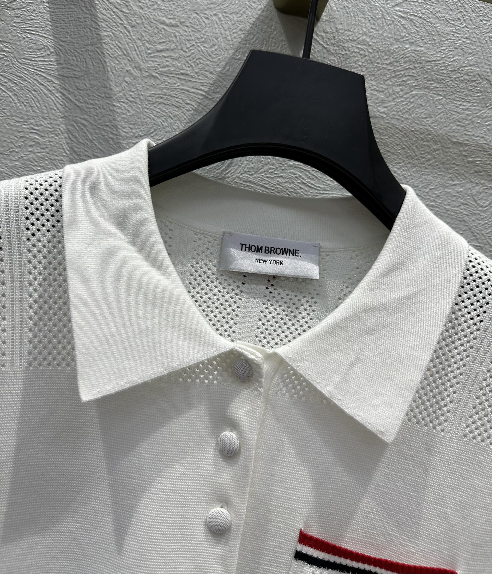 原单品质️ThomBrown*24新品polo短袖上衣订纺纱线质感超赞经典标志性辨识度极高完美做工品质看