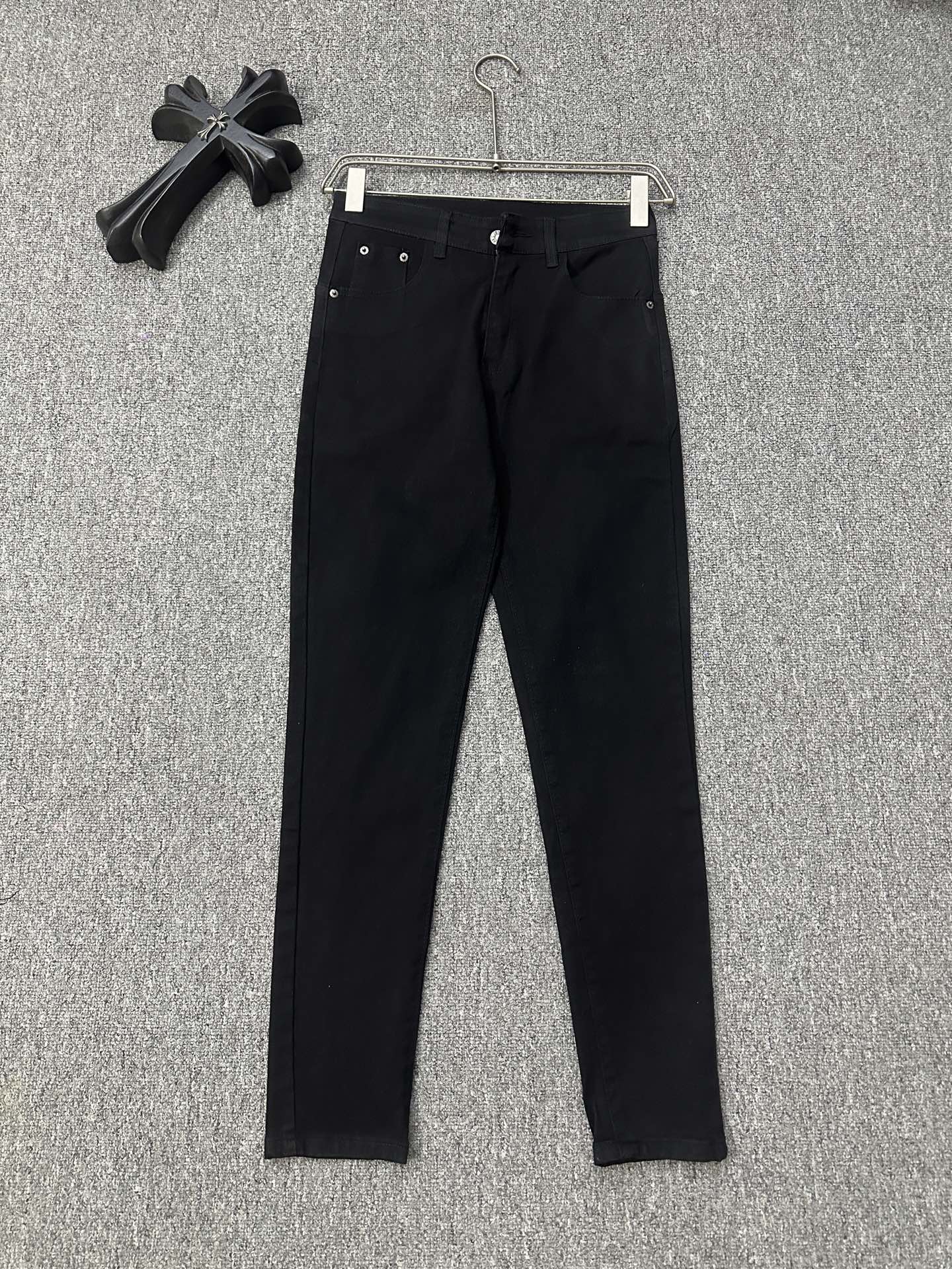 Korean-Style Boys’ Jeans: Slim Fit, Perfect Design, Limited Stock Available! - 图片 2